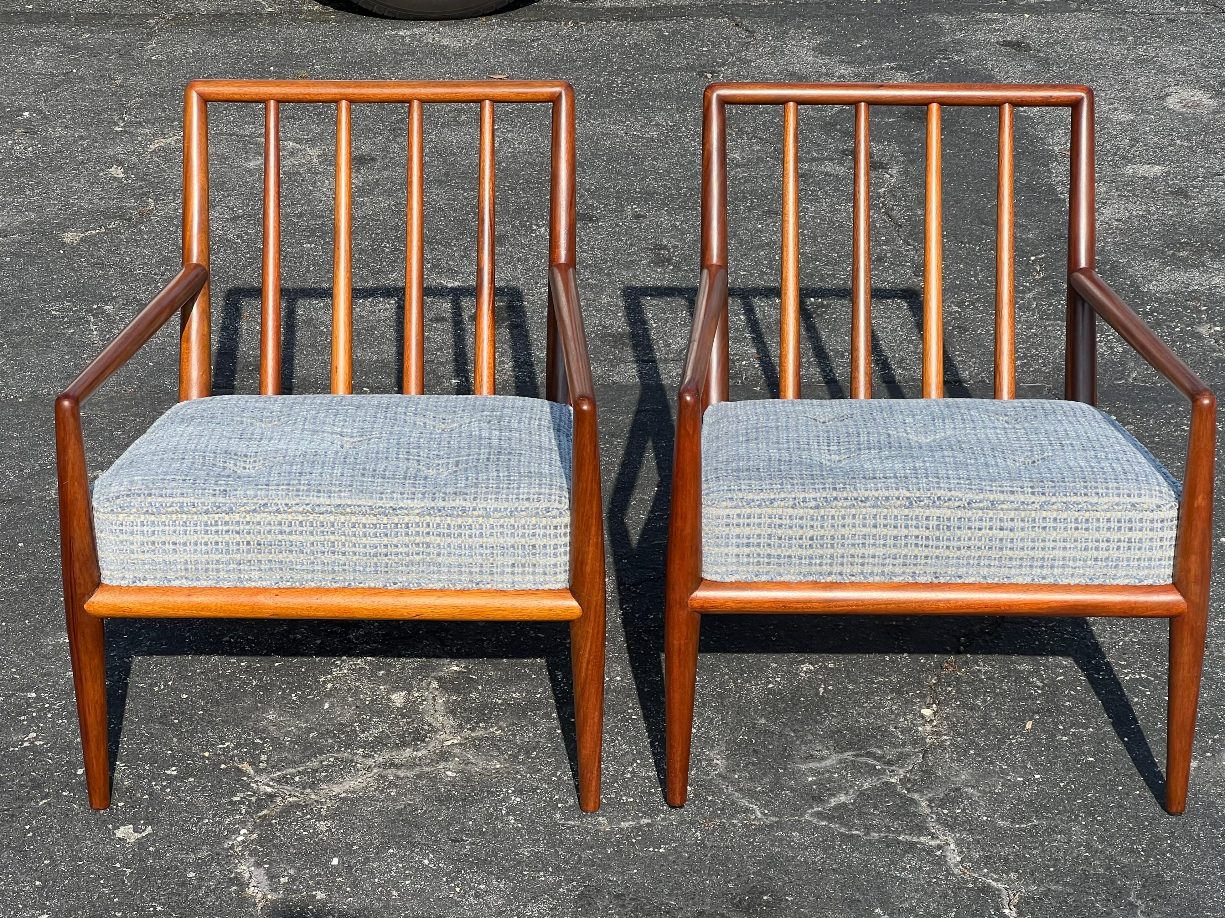 Modern Pair of Classic T.H. Robsjohn-Gibbings Armchairs for Widdicomb, ca' 1950's For Sale