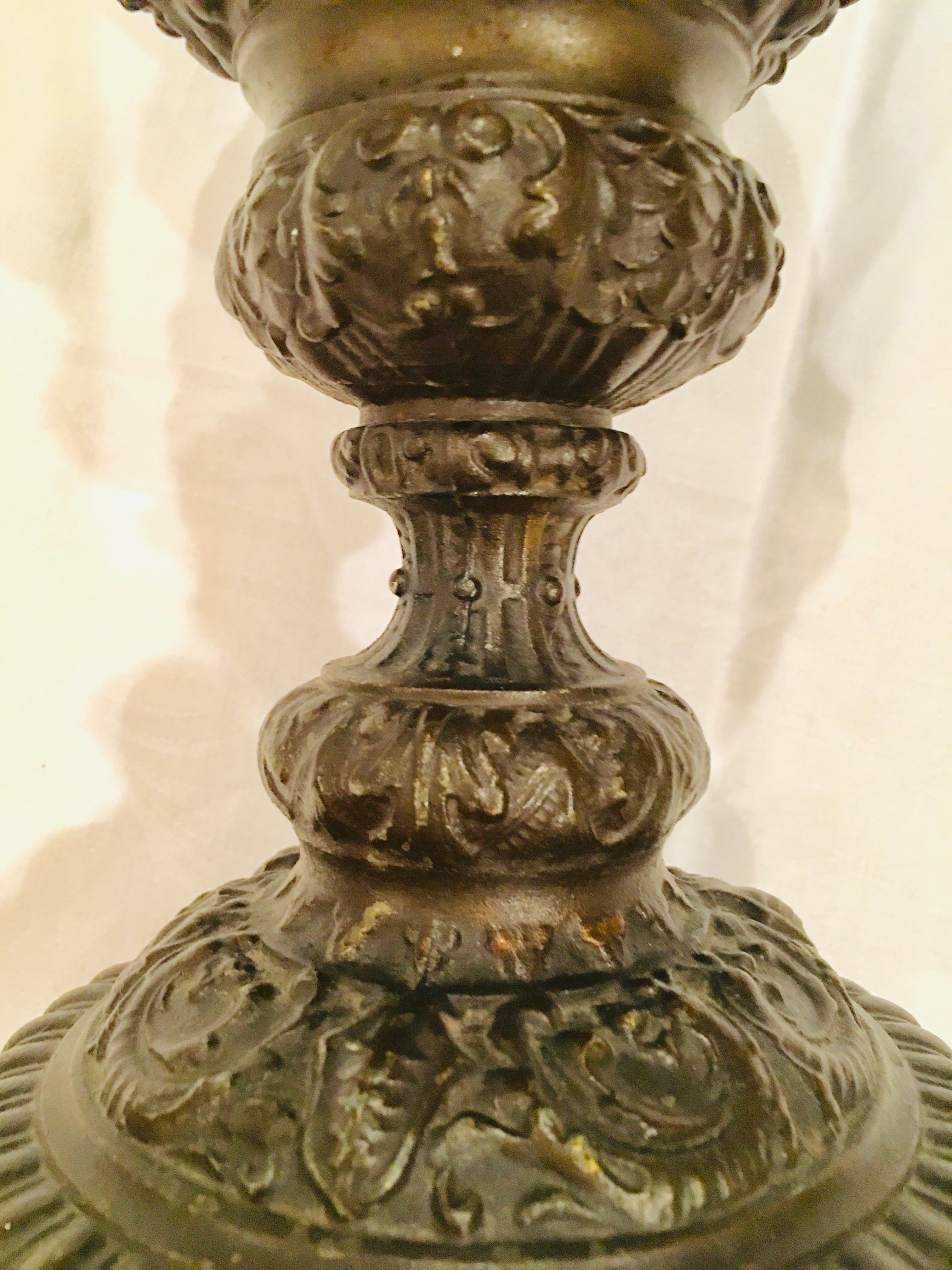 Pair of Classical 19th Century Bronze Fountain Ewers For Sale 4