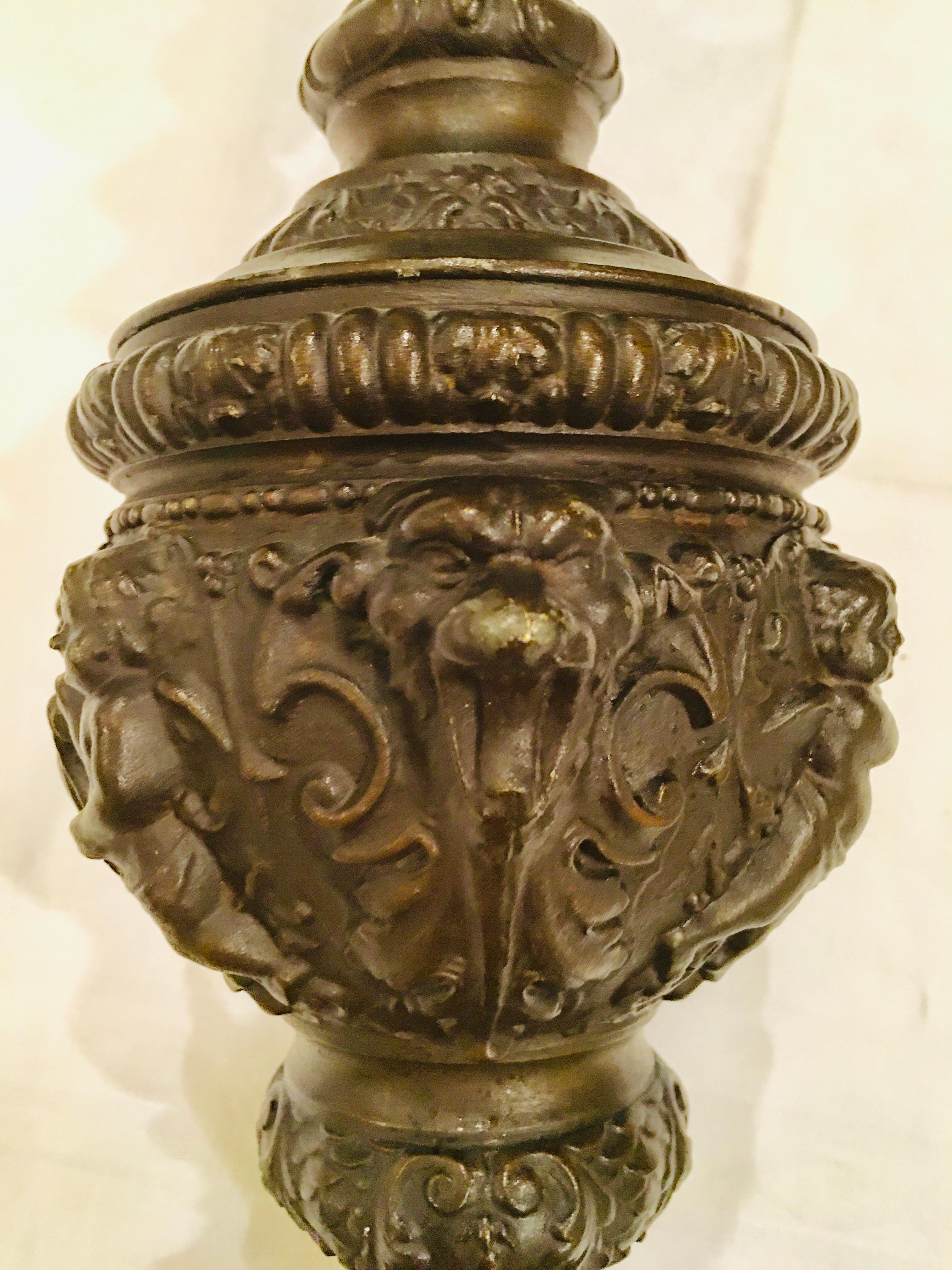 Pair of Classical 19th Century Bronze Fountain Ewers For Sale 3