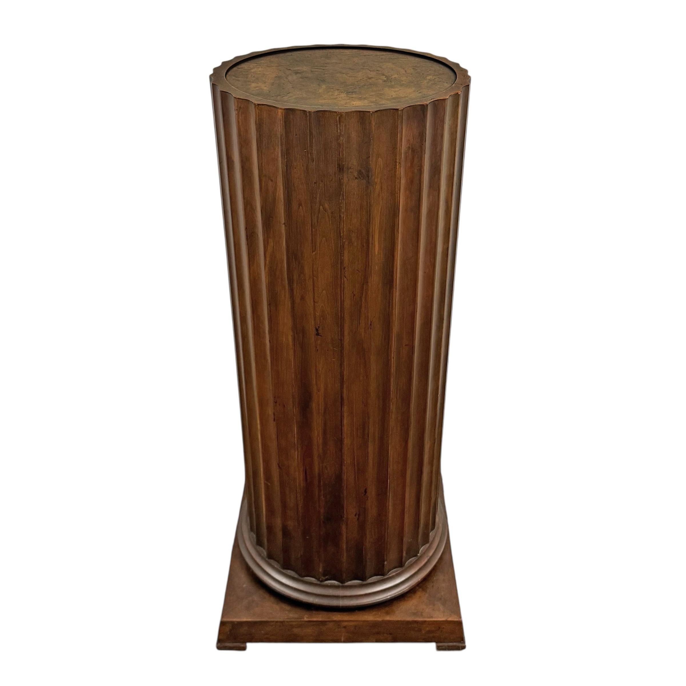 20th Century Pair of Classical Column Pedestals For Sale