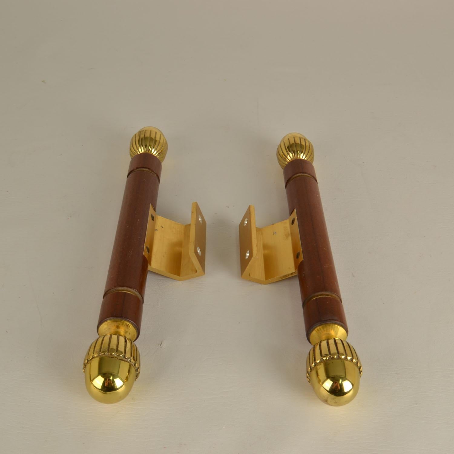 Pair of Classical Push Pull Door Handles in Bronze and Wood For Sale 4