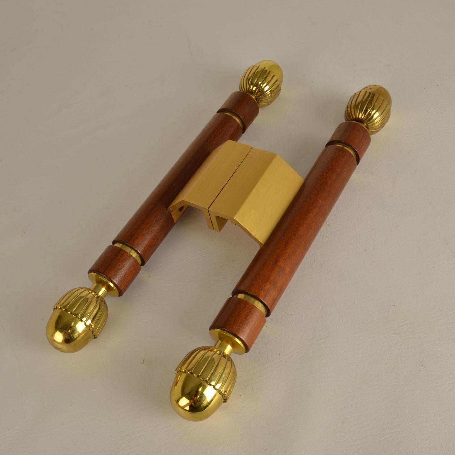 Neoclassical Pair of Classical Push Pull Door Handles in Bronze and Wood For Sale