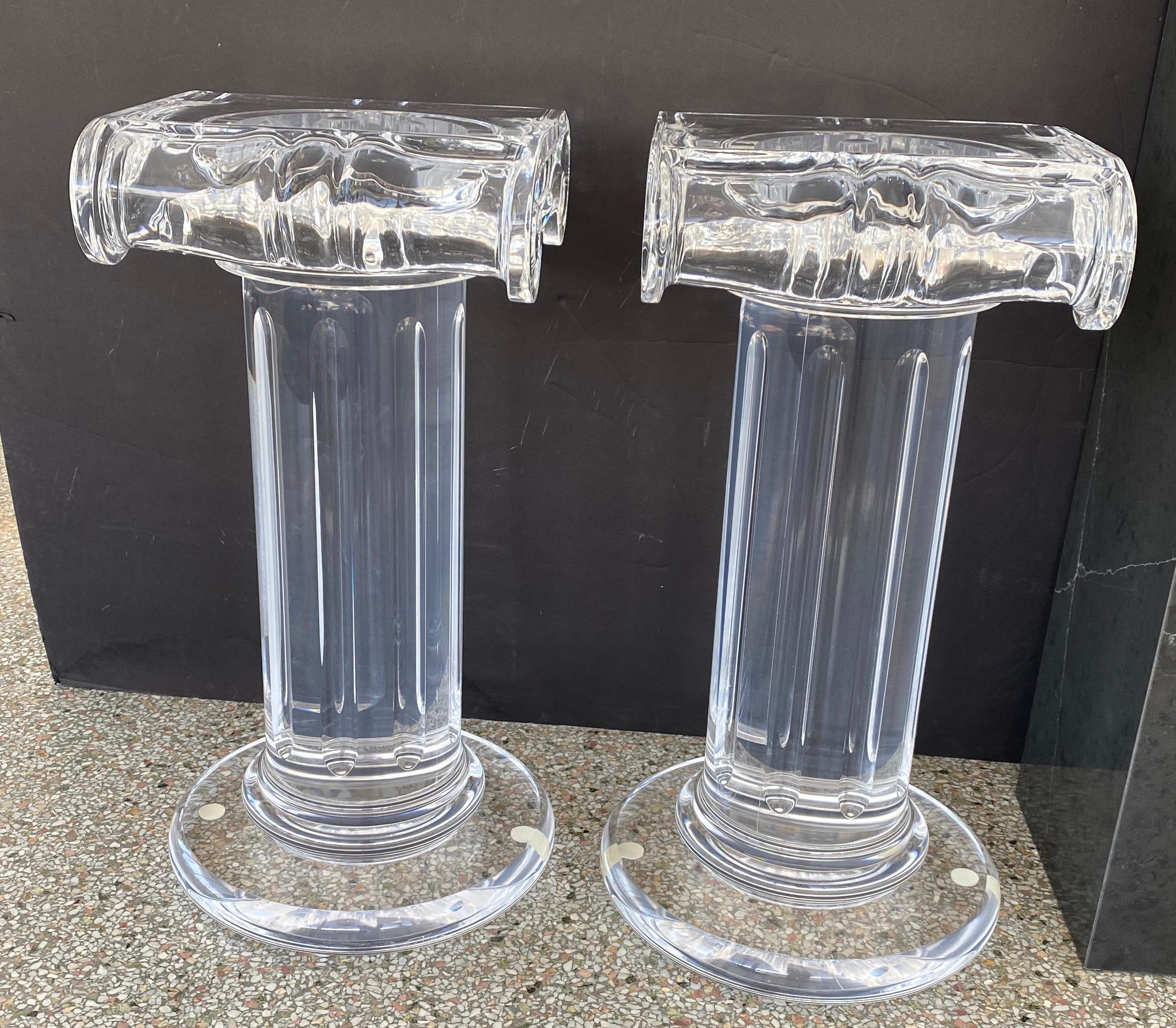 Neoclassical Revival Pair of Classical Style Lucite Pedestals For Sale