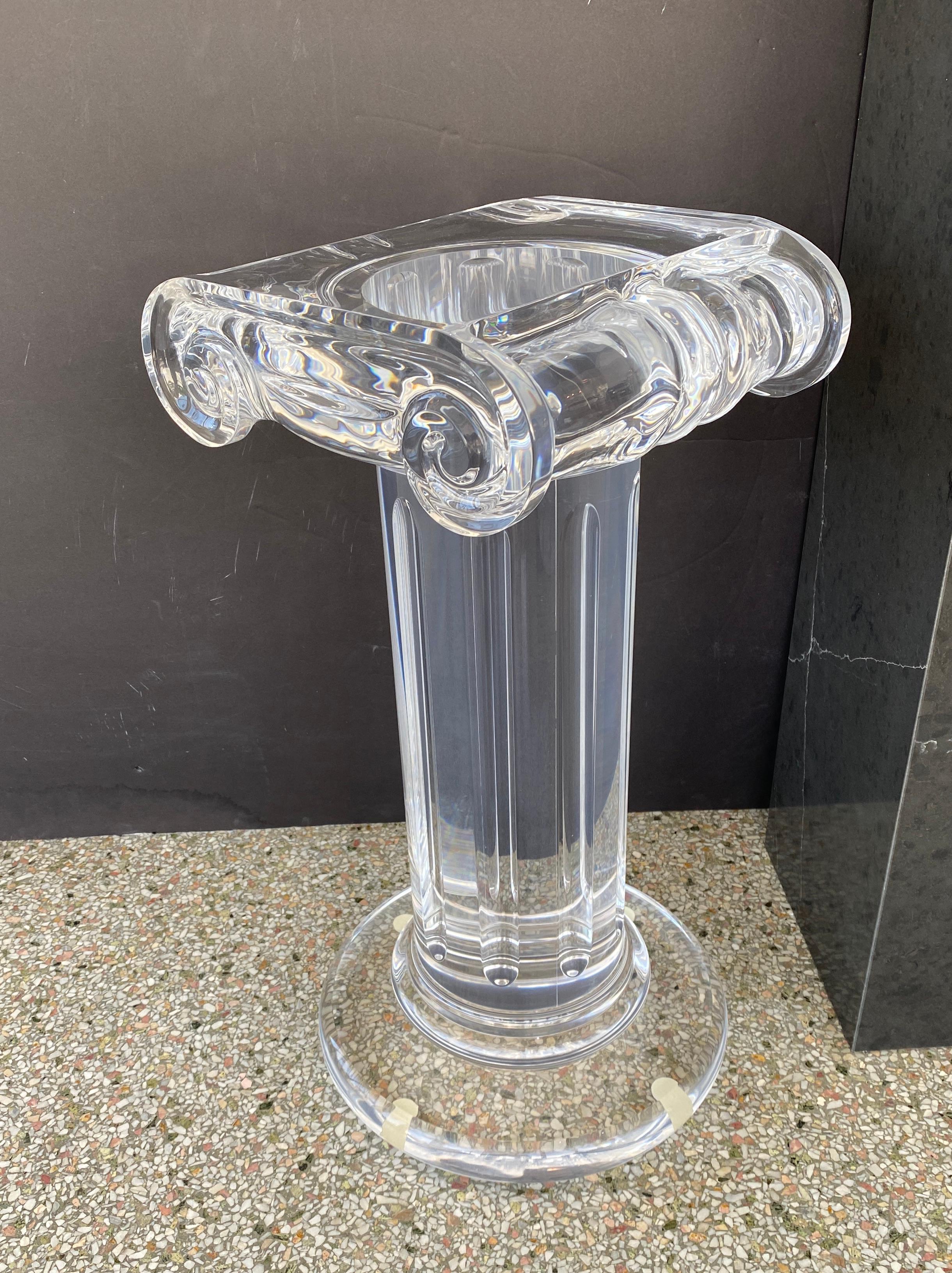 Pair of Classical Style Lucite Pedestals For Sale 1