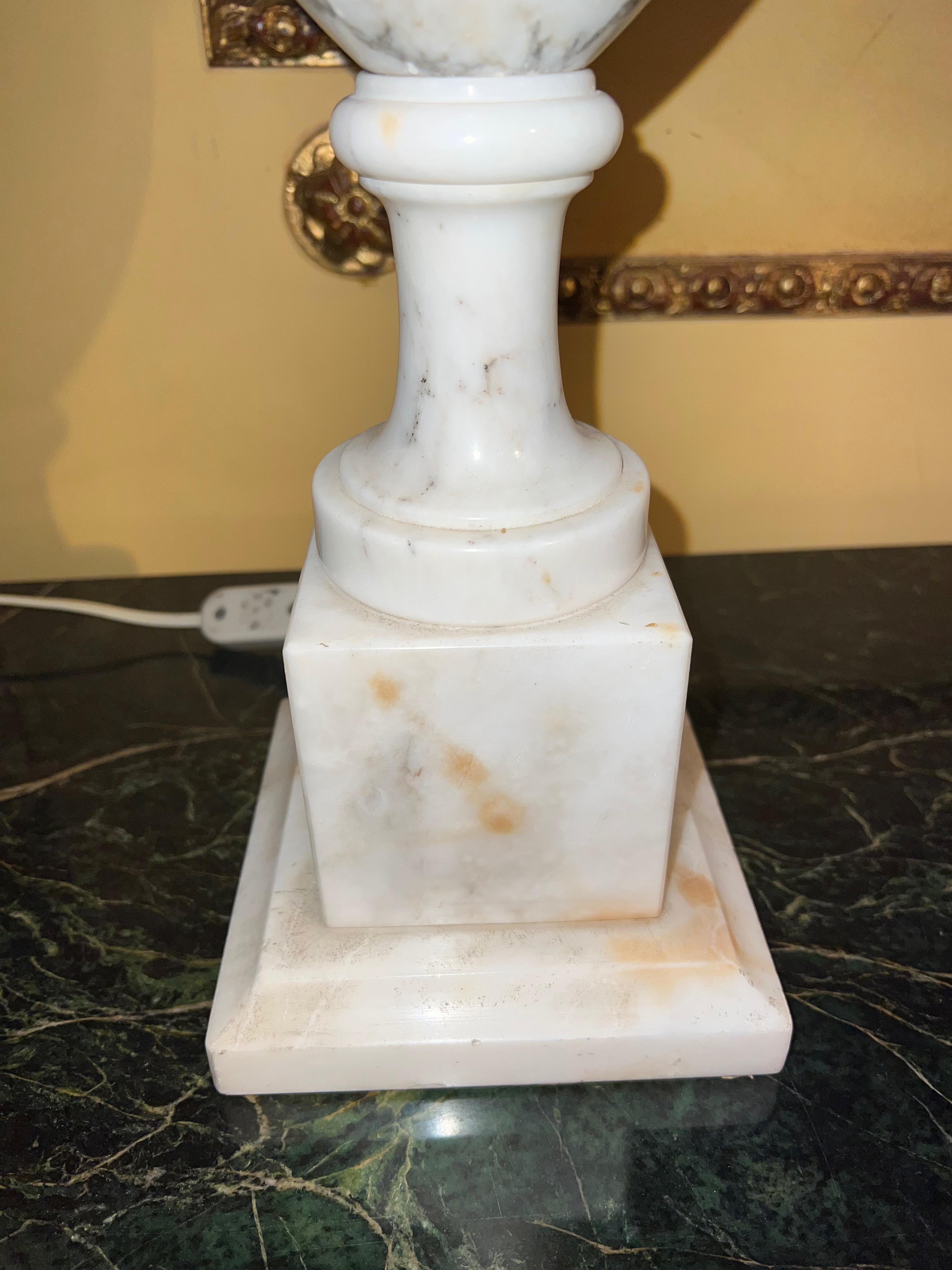 Art Deco Pair of Classicism Alabaster Marble Table Lamps For Sale