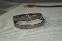 Ein Paar stilvolles Armband aus oxidiertem Sterlingsilber mit Diamanten im Rosenschliff