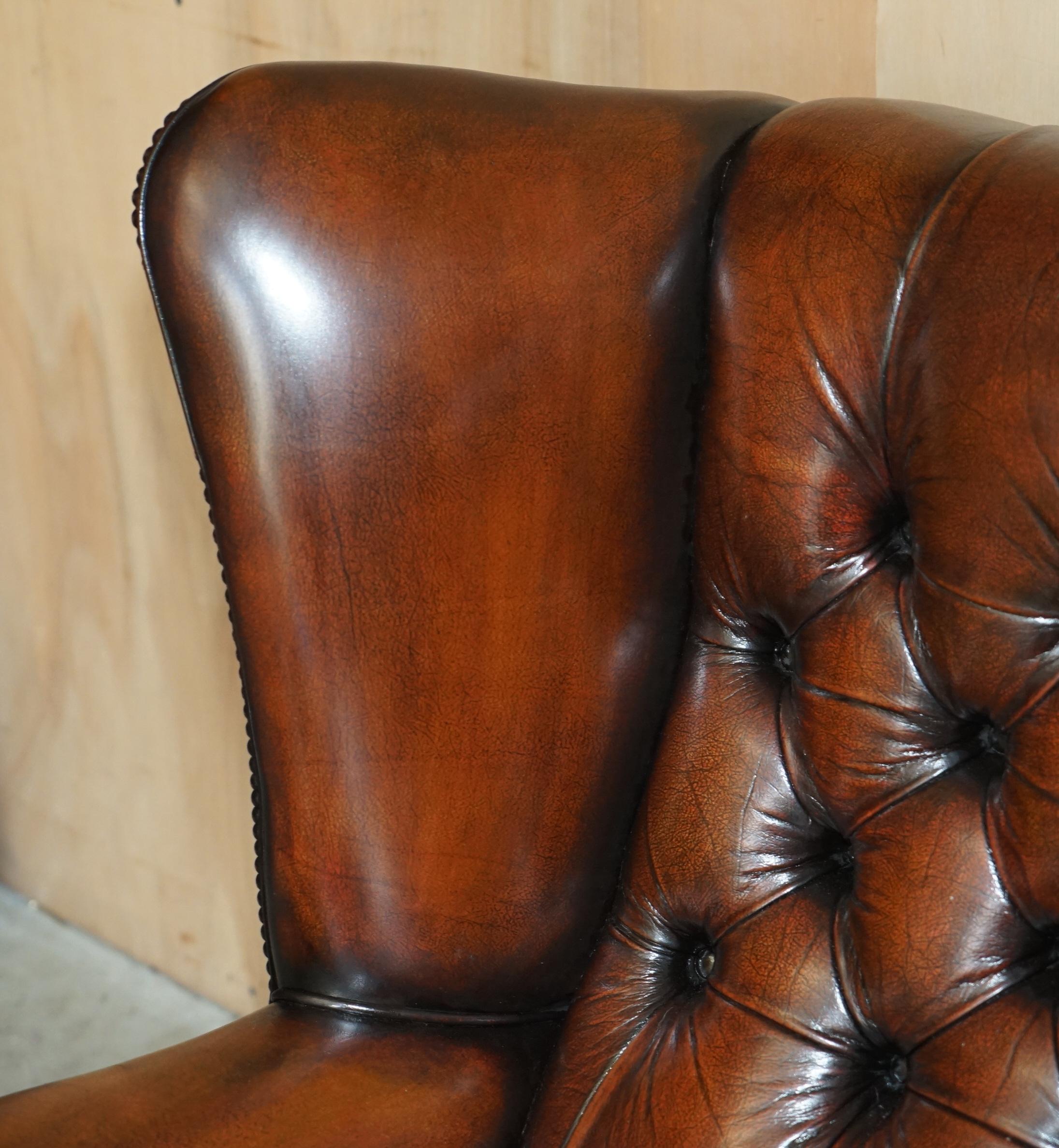 PAIR OF CLAW & BALL FEET CHESTERFIELD TUFTED BROWN LEATHER WINGBACK ARMCHAIRs For Sale 11