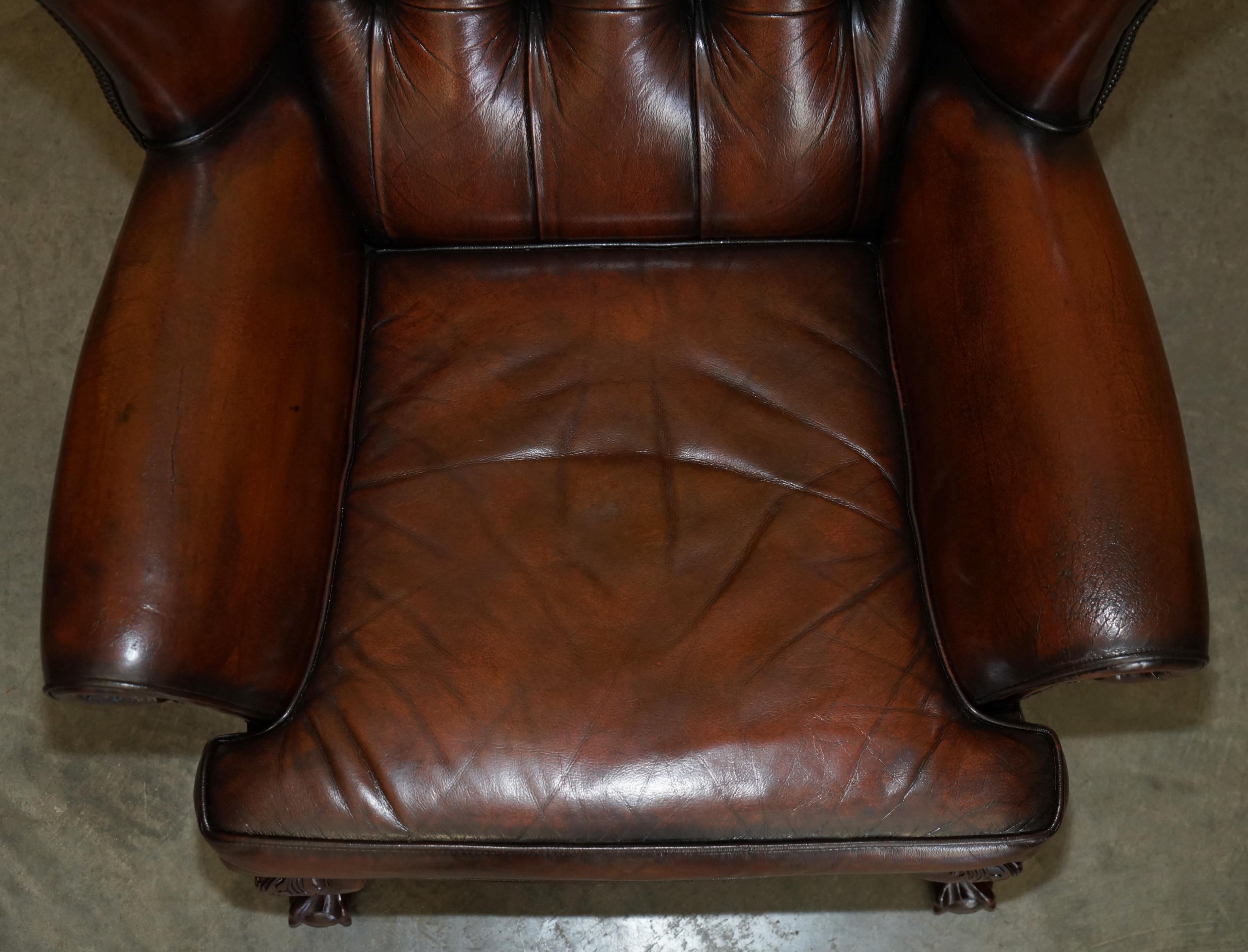 PAIR OF CLAW & BALL FEET CHESTERFIELD TUFTED BROWN LEATHER WINGBACK ARMCHAIRs For Sale 12