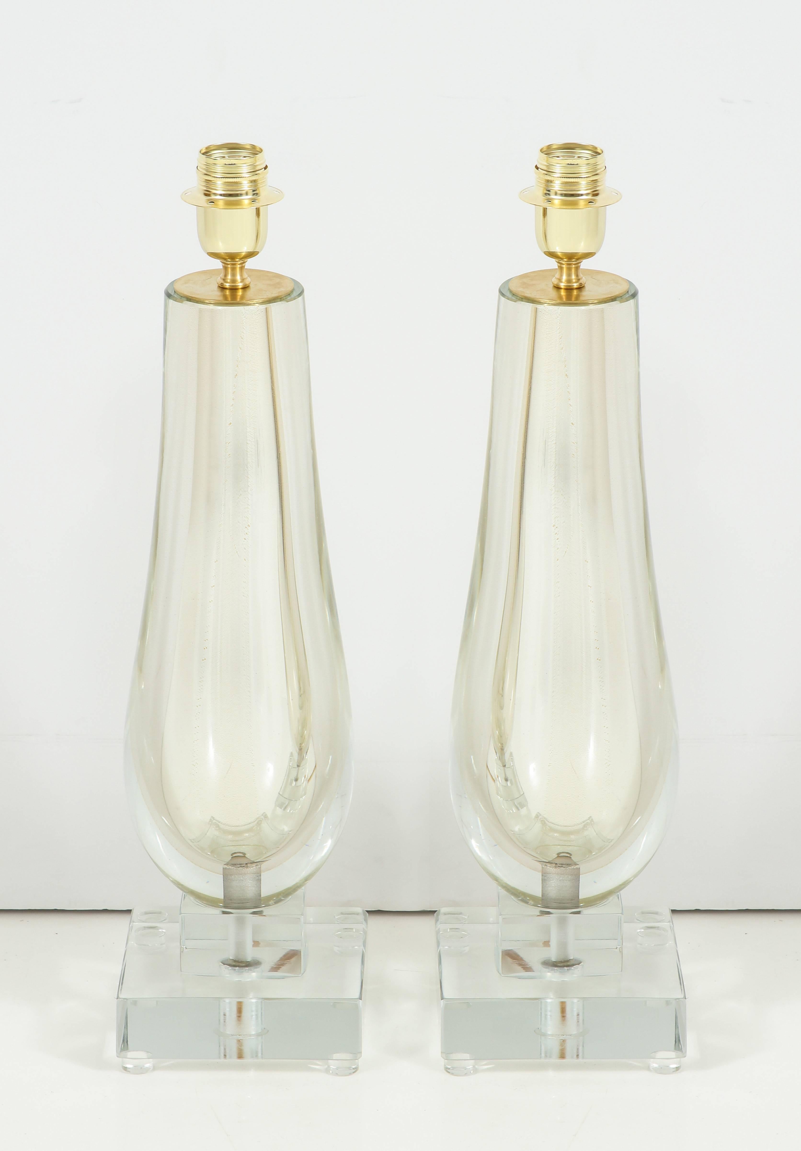 Contemporary Pair of Clear and Gold Mirrored Murano Glass Lamps, Italy