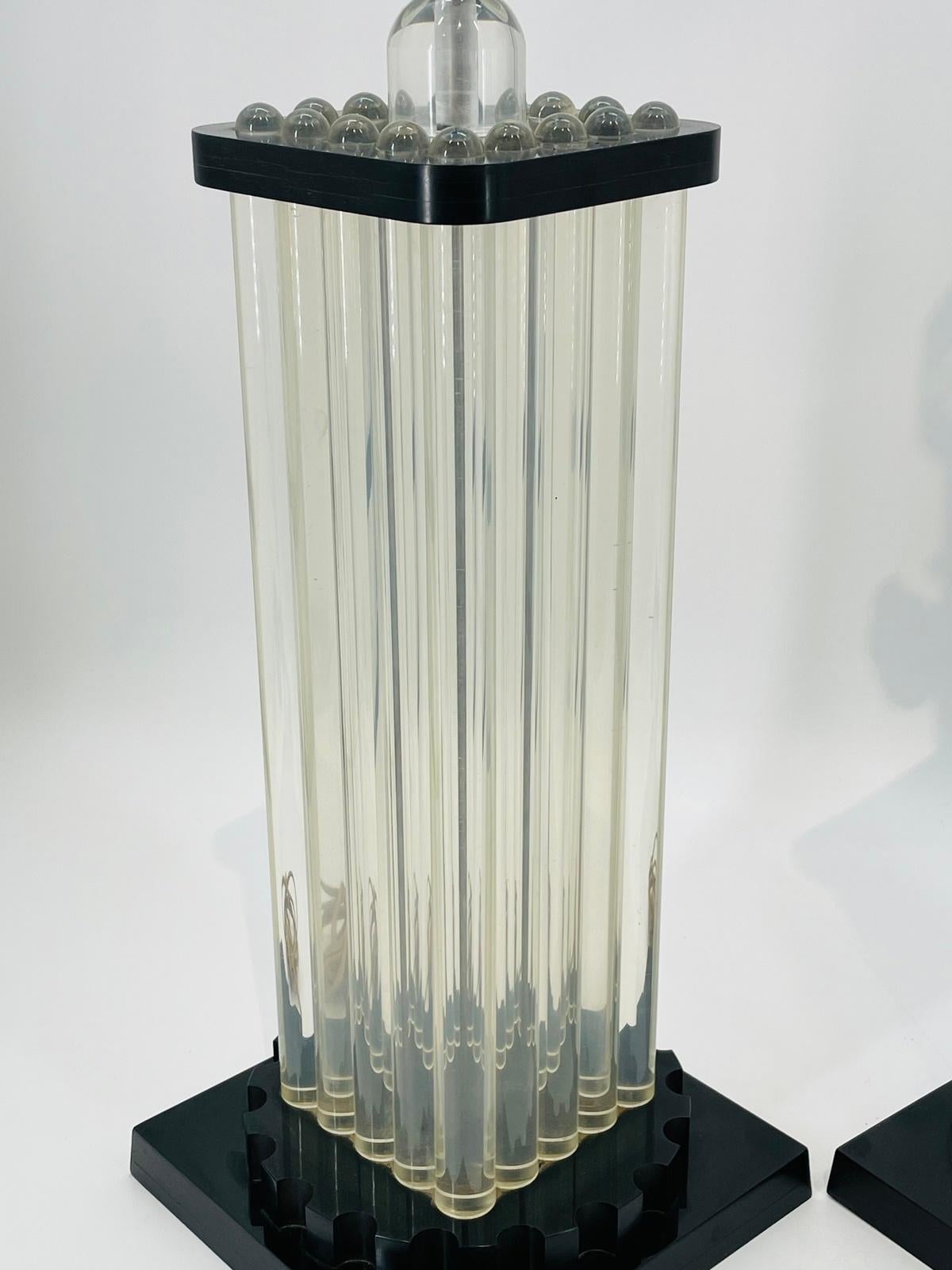 Pair of Clear & Black Lucite Lamps, USA 1960's For Sale 1