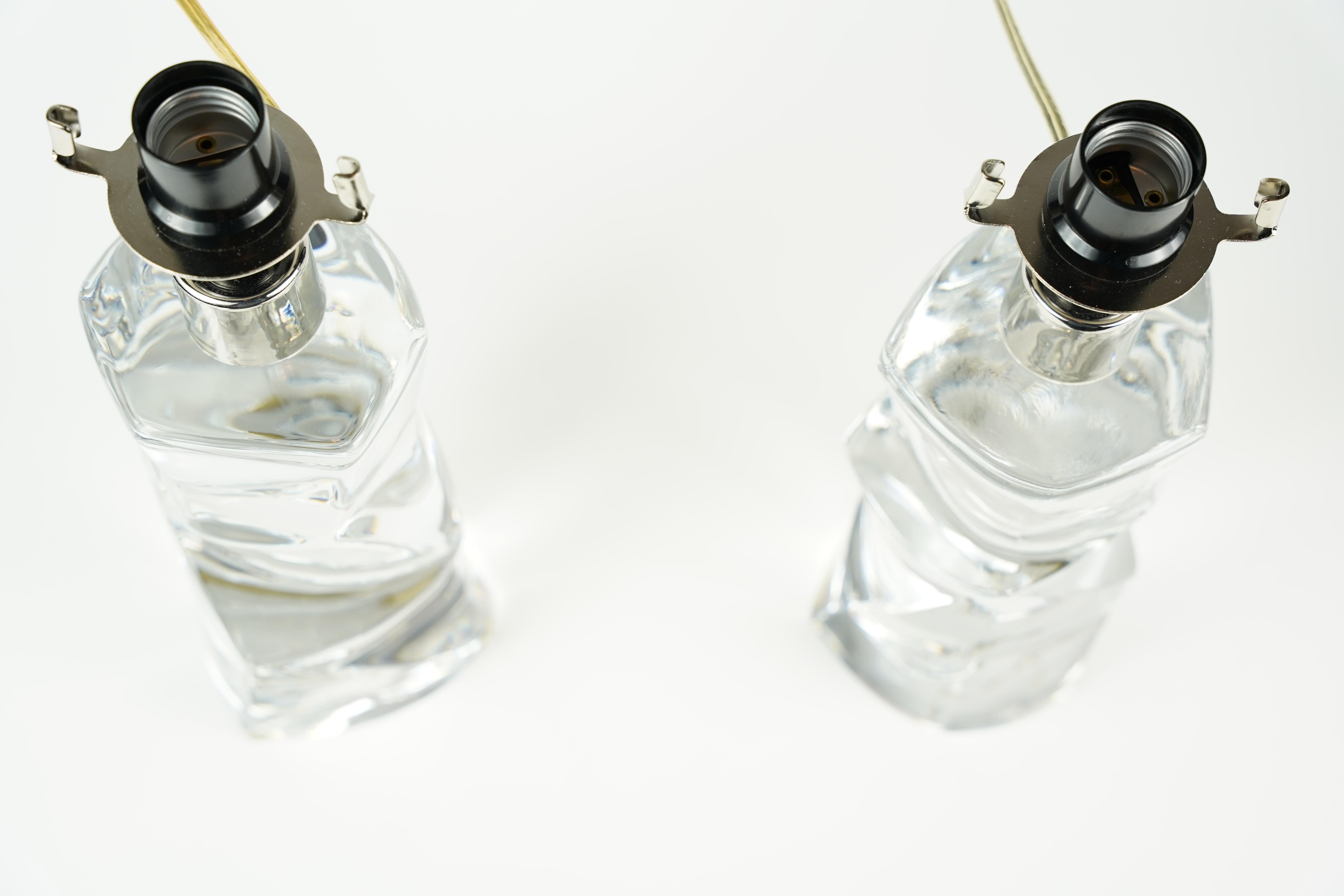 Paire de lampes Orrefors en cristal transparent, Olle Alberius, Suède, 1970 en vente 1