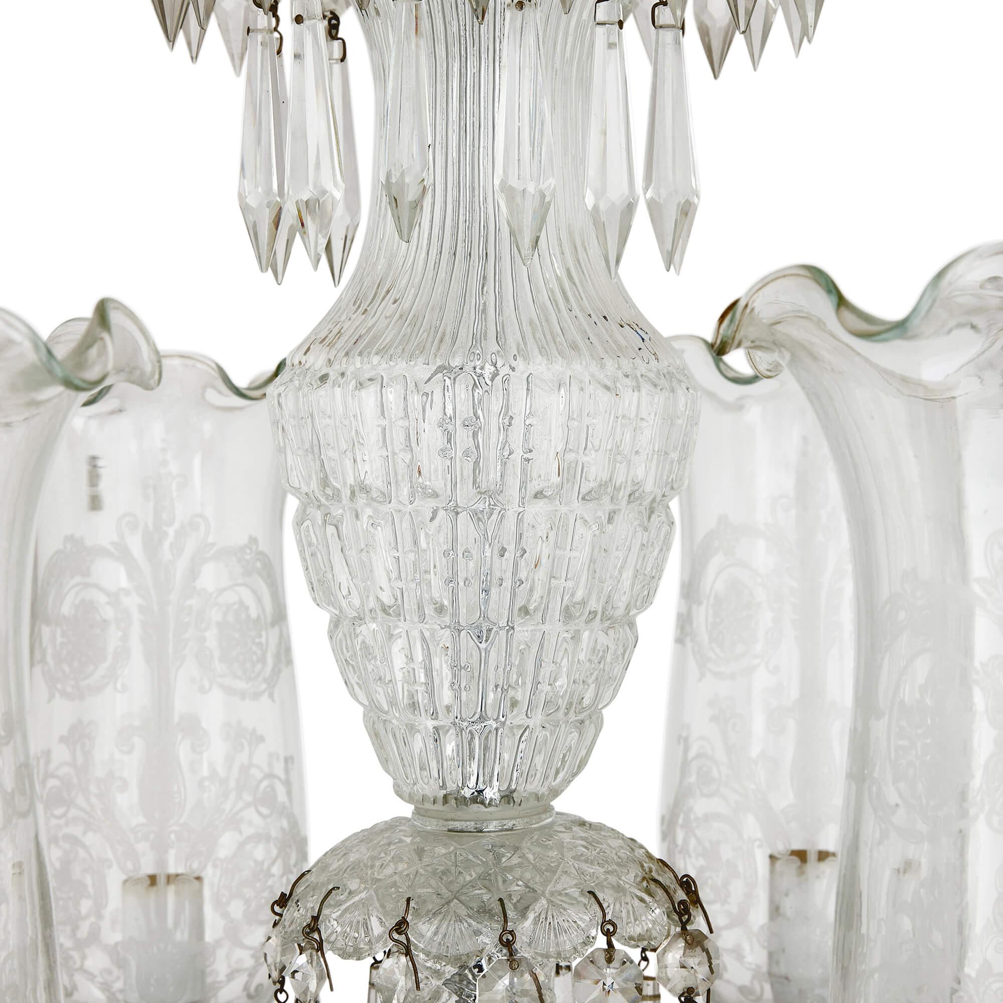 Belle Époque Pair of Clear Cut and Etched Glass 6-light Chandeliers For Sale