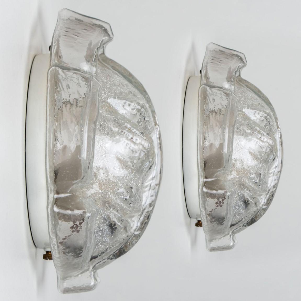 Post-Modern Pair of Clear Glass Leaf Wall Sconces/Lights, 1970 For Sale