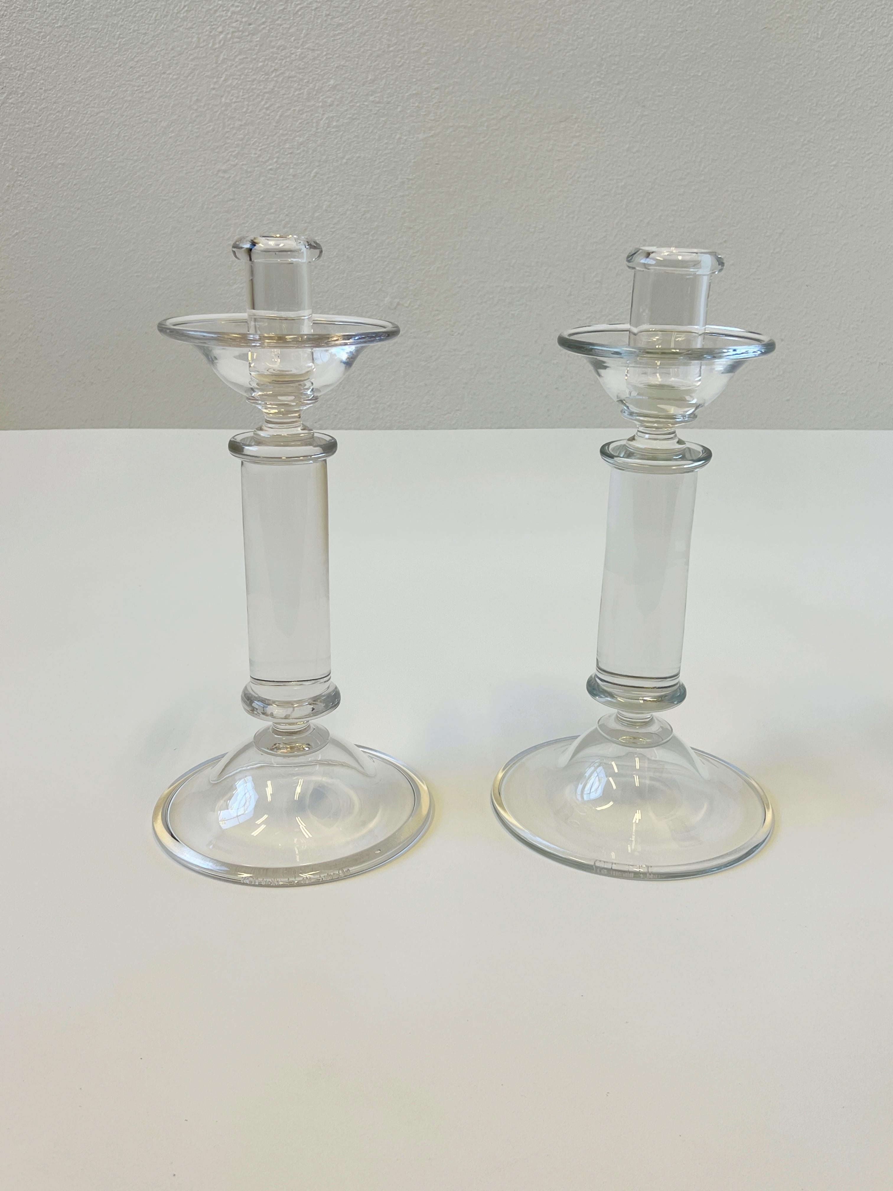 Paar Kerzenständer aus klarem Muranoglas von Archimede Seguso (Italienisch) im Angebot