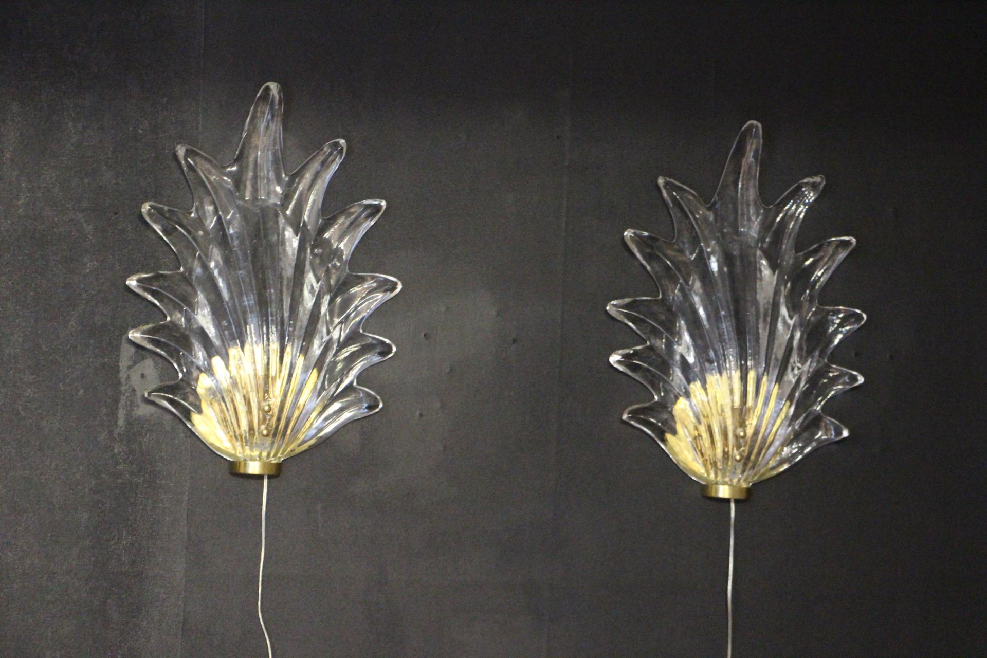 Pair of Clear Murano Glass Leaf and Brass Sconces in Barovier Style For Sale 9