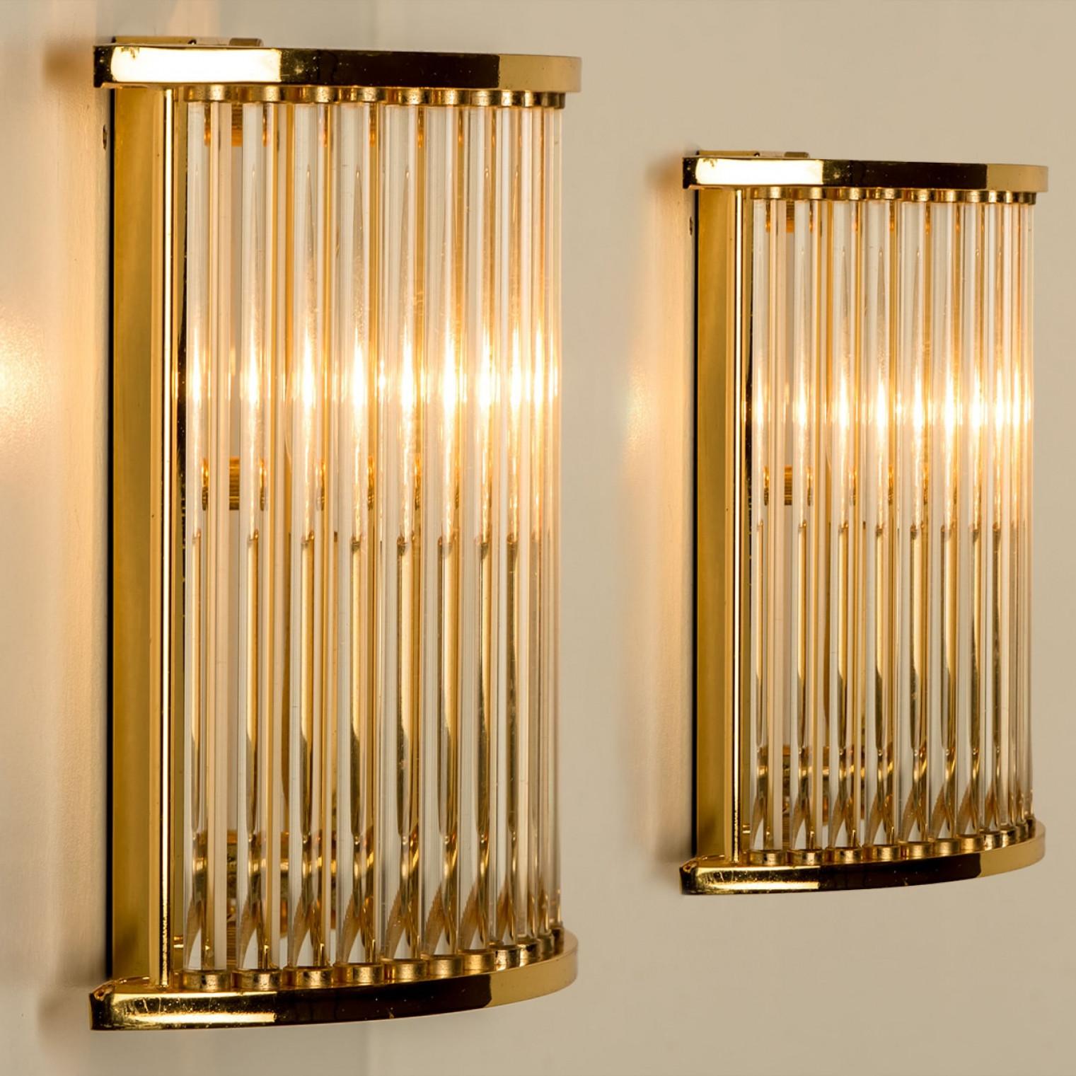 Mid-Century moderno Coppia di lampade da sole in vetro dorato trasparente nello stile di Venini, Italia 1970 in vendita
