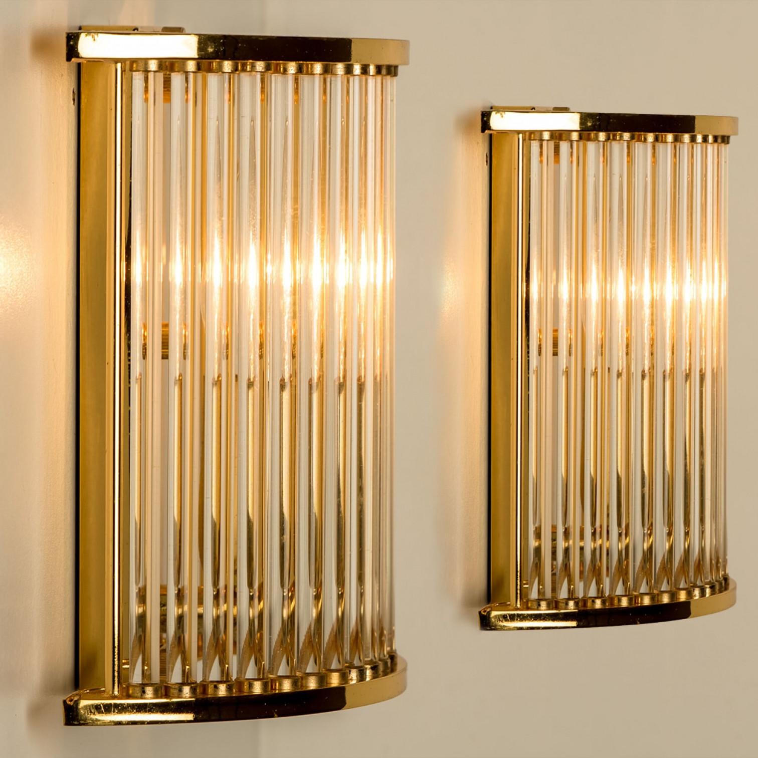 Mid-Century moderno Coppia di lampade da sole in vetro dorato trasparente nello stile di Venini, Italia 1970 in vendita