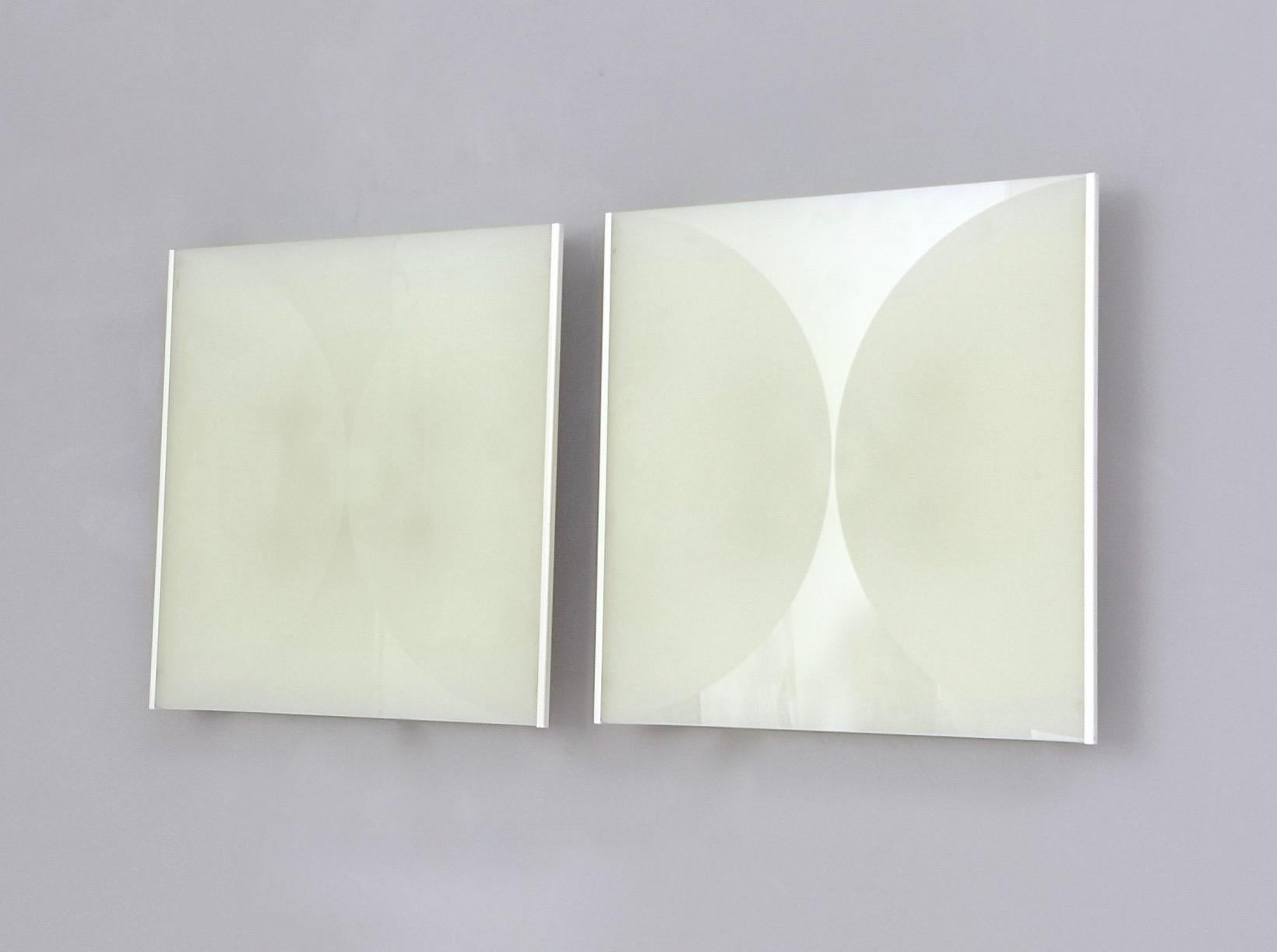 Post-Modern Pair of Postmodern Wall Lights Clessidra by Bobo Piccoli for Fontana Arte, Italy For Sale