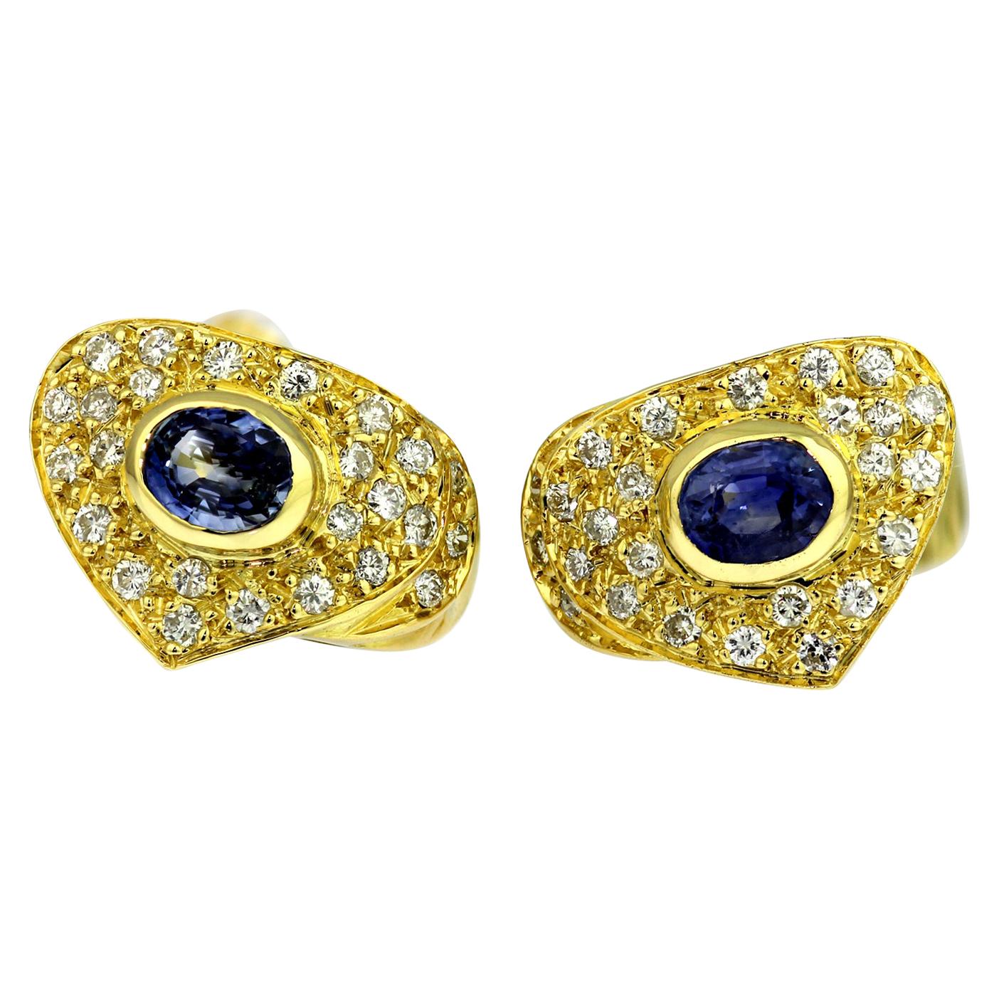Pair of Clip-On Earrings with Sapphire and Diamonds in 18 Carat Gold