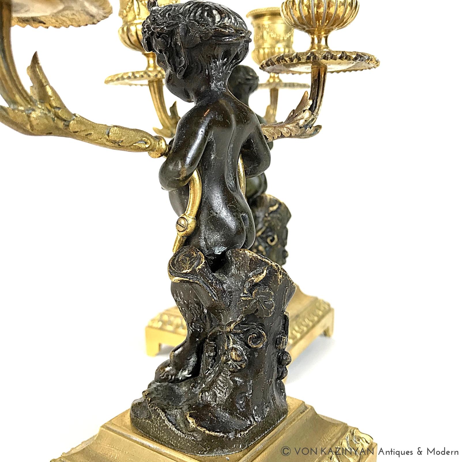 XIXe siècle Paire de candélabres satyre Clodion en bronze doré et patiné, 19ème siècle, France en vente