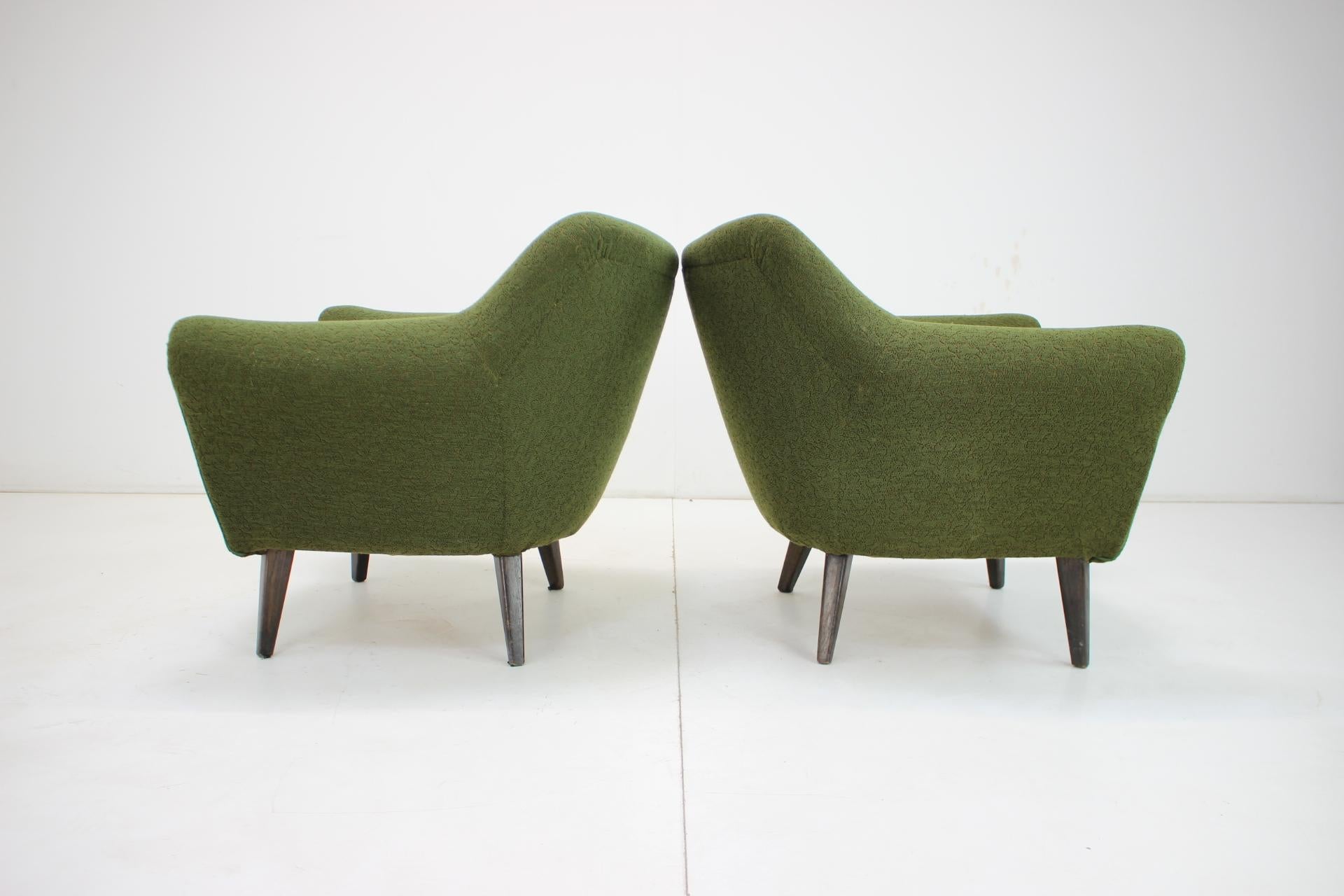 Pair of Club Armchairs, 1970s For Sale 3