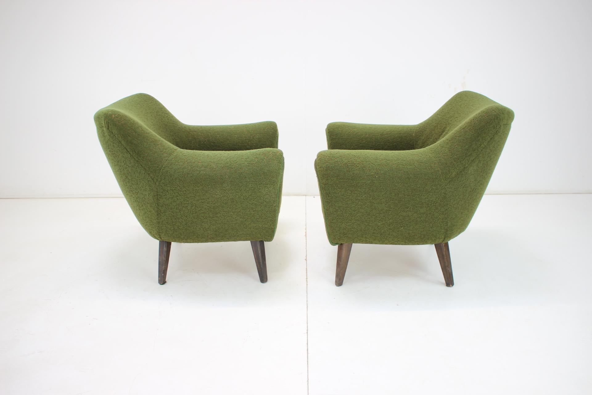 Pair of Club Armchairs, 1970s For Sale 5