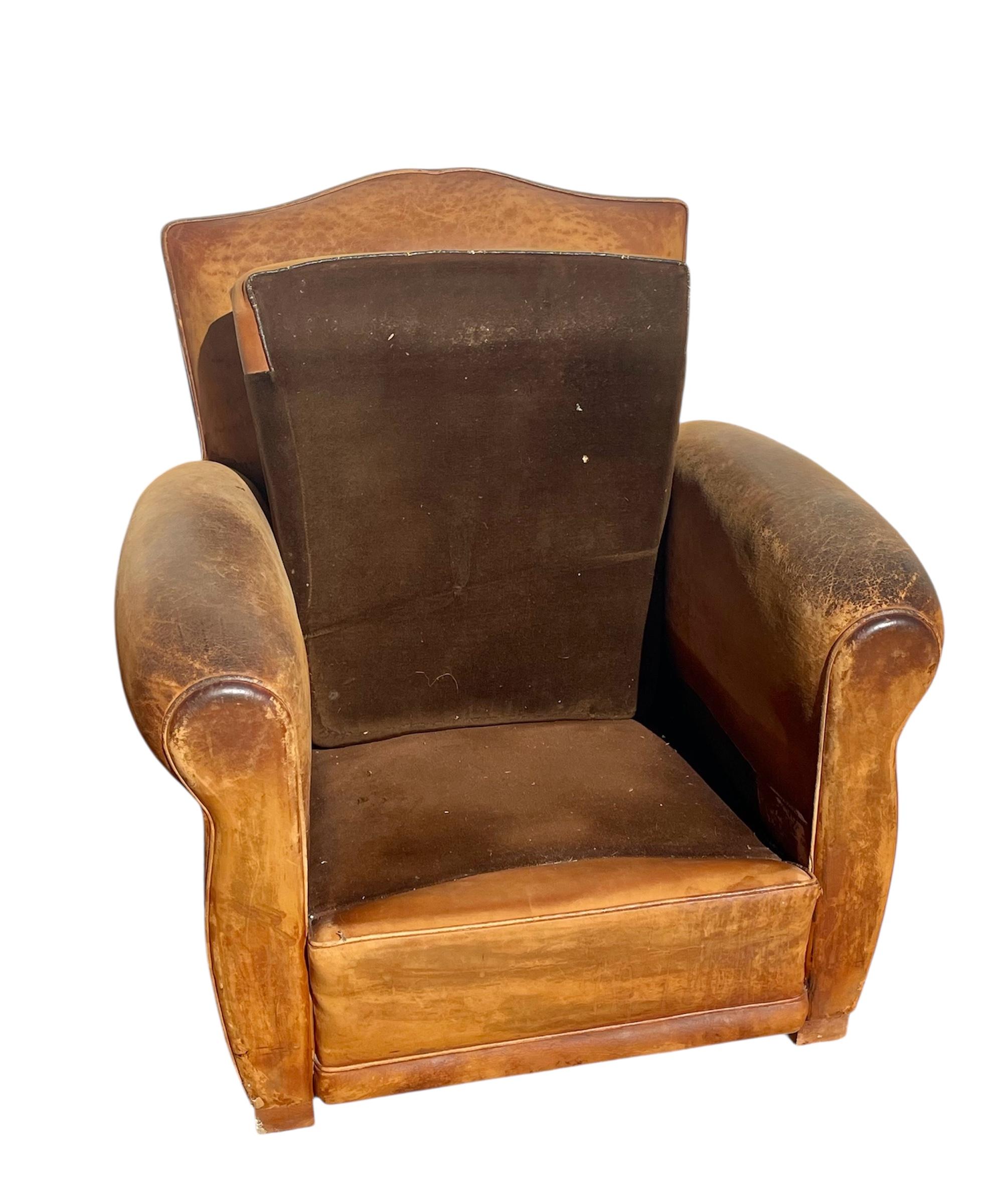 Pair Of Club Armchairs , Circa 1930 en vente 10