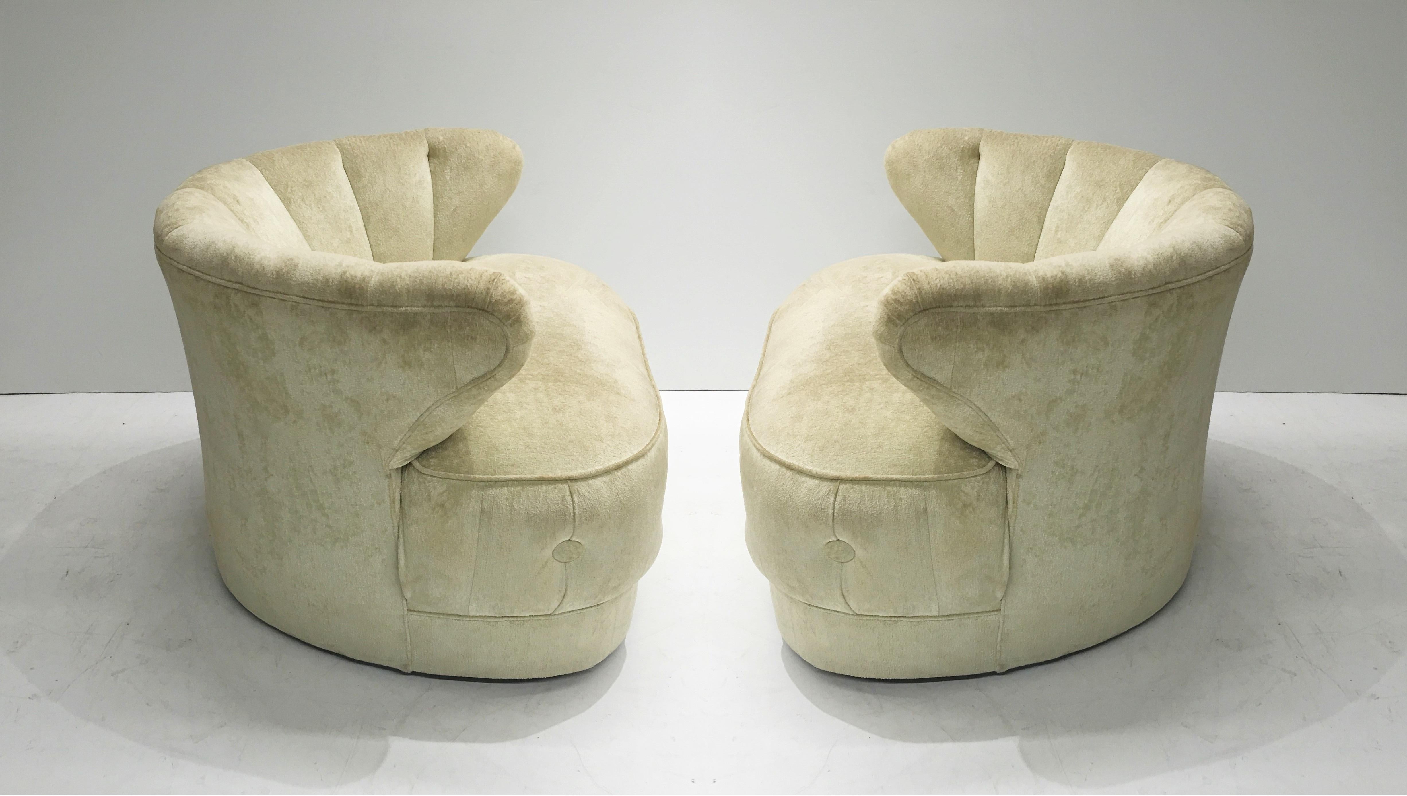 Mid-20th Century Pair of Club Chairs by James Mont For Sale