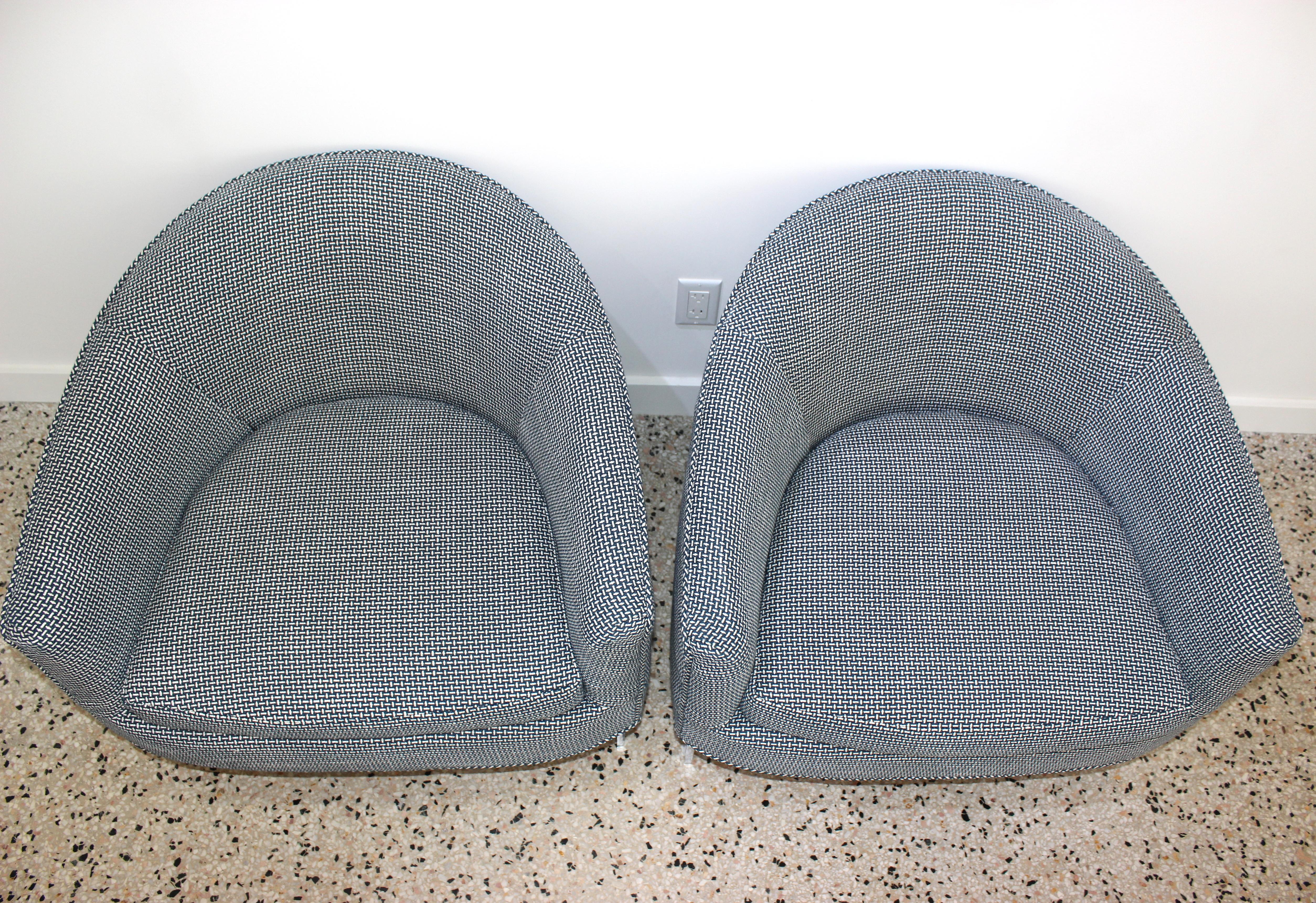 Pair of Club Chairs For Sale 1