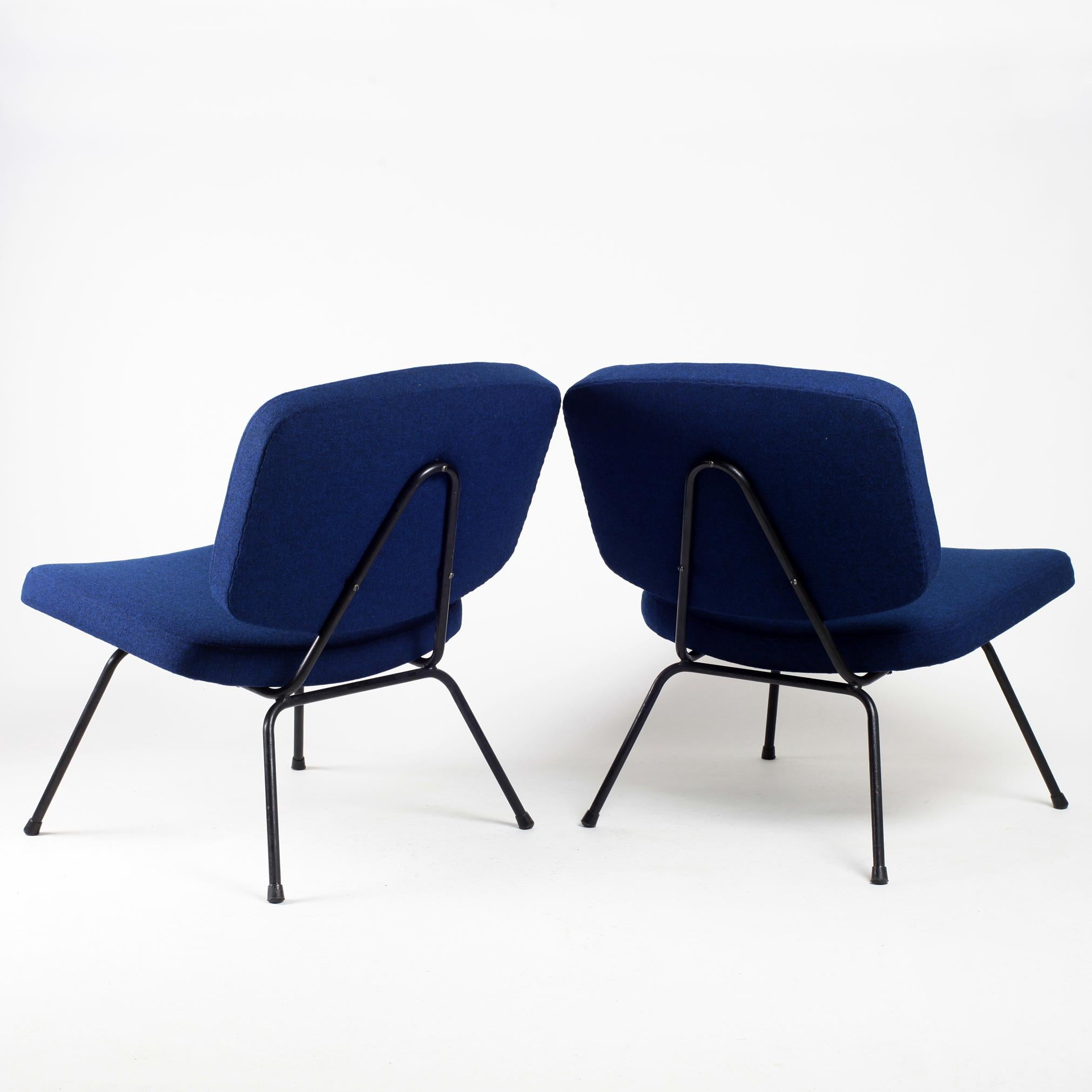French Pair of CM 190 Low Chair by Pierre Paulin for Thonet