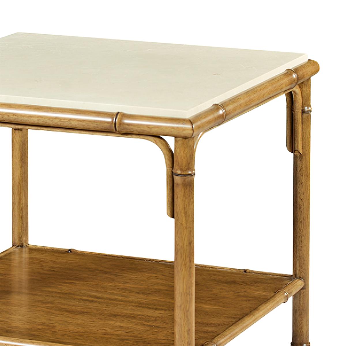 Mid-Century Modern Paire de tables d'appoint en bambou côtier en vente