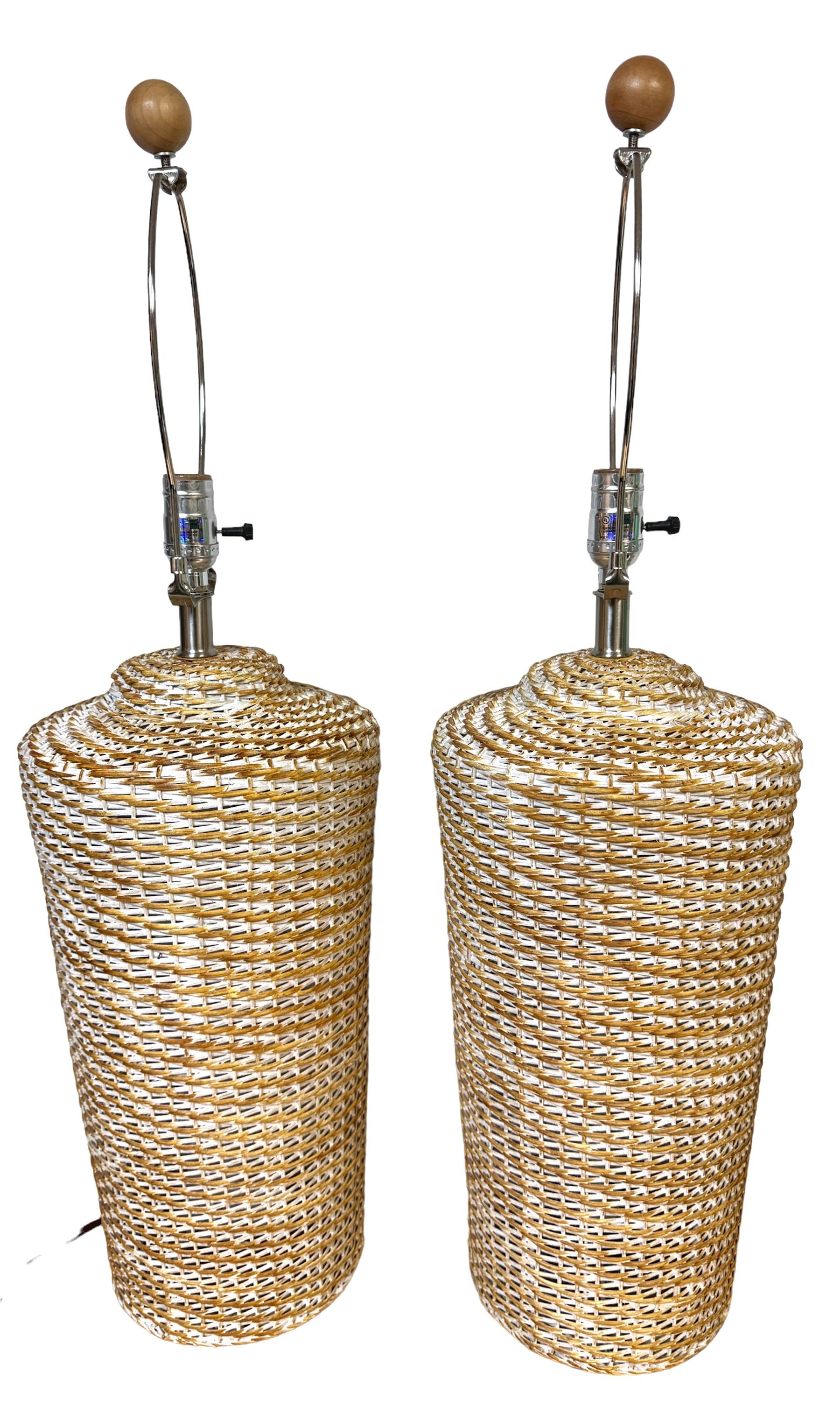 20th Century Pair of Coastal Modern White-Polychromed Woven Rattan Lamps  For Sale