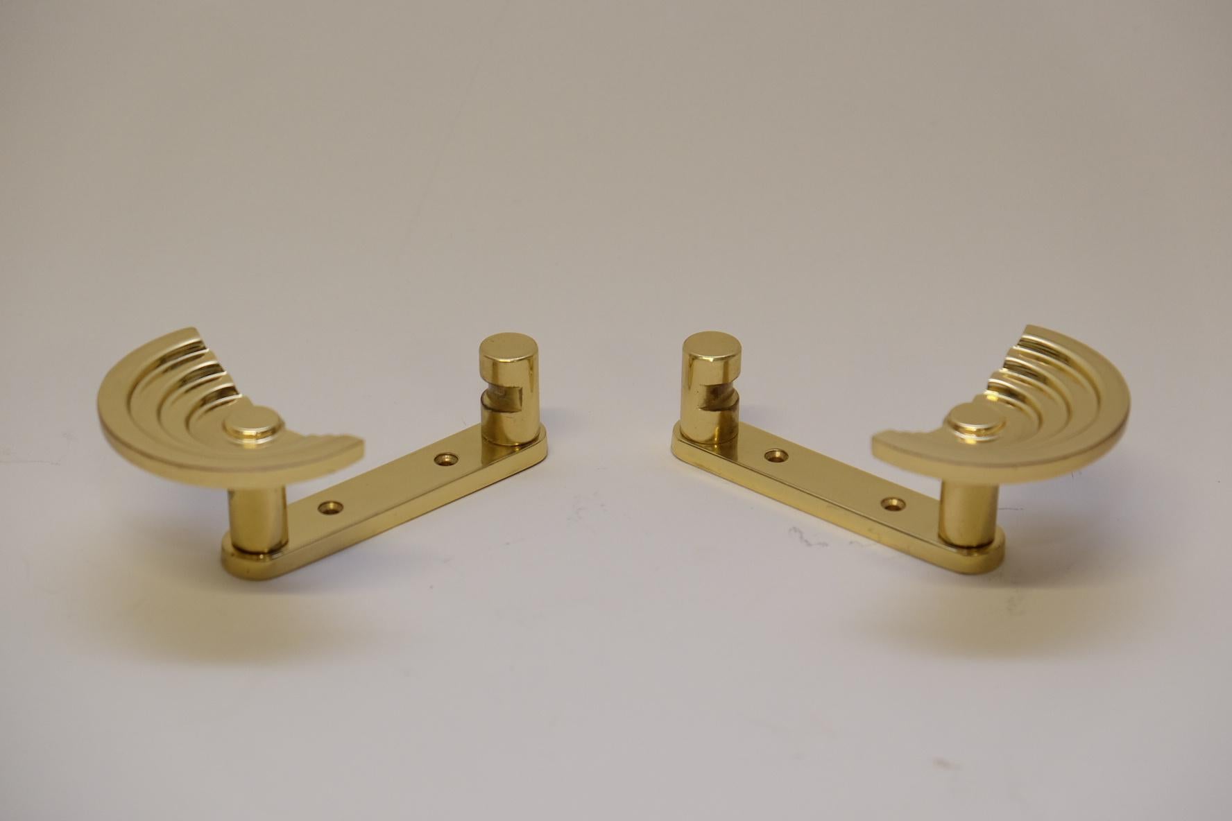 Pair of Coat Hooks by Ettorre Sottsass Model SE 314, Italy, 1980s In Good Condition For Sale In München, BY