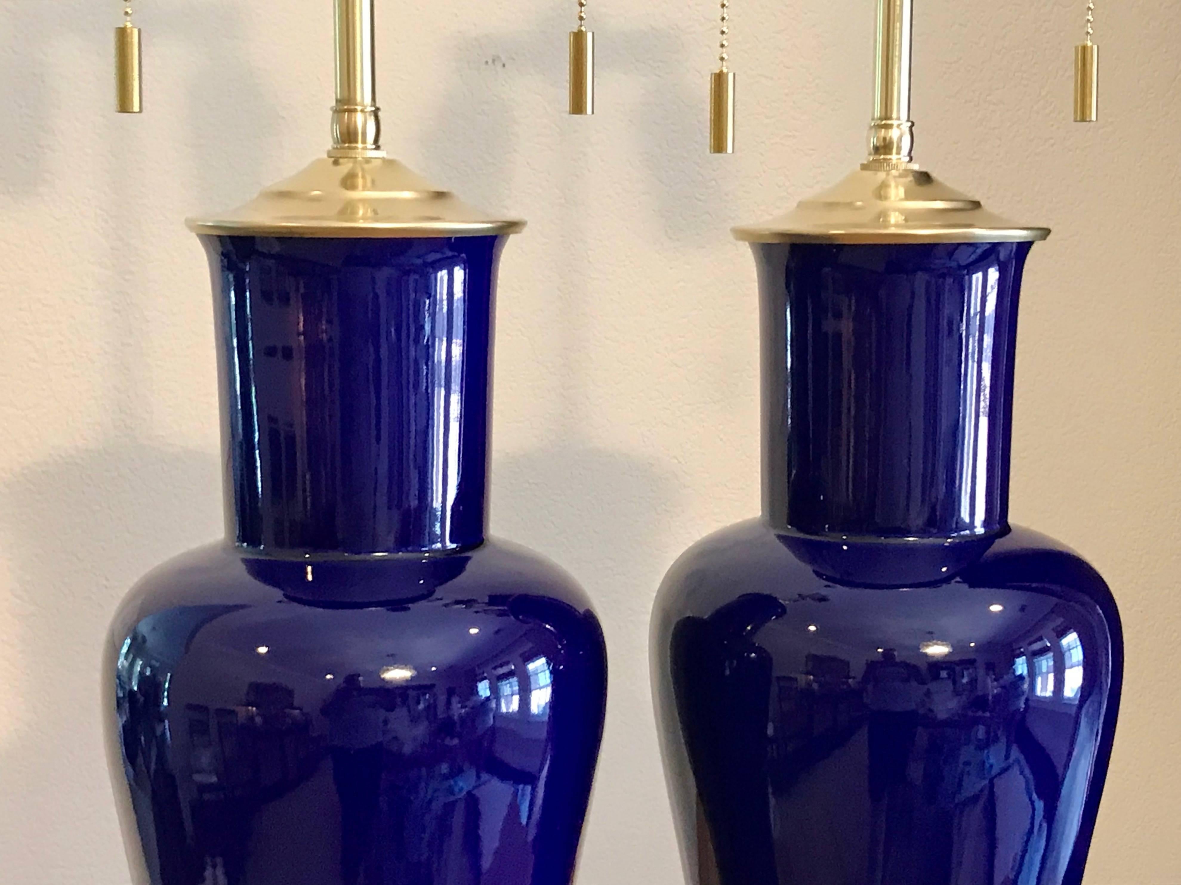 Pair of Cobalt Blue Porcelain Lamps on 23-Karat Water Giltwood Bases 2