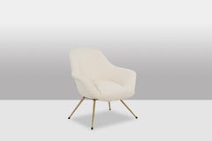 Paire de fauteuils de cocktail en laiton doré. 1960's.