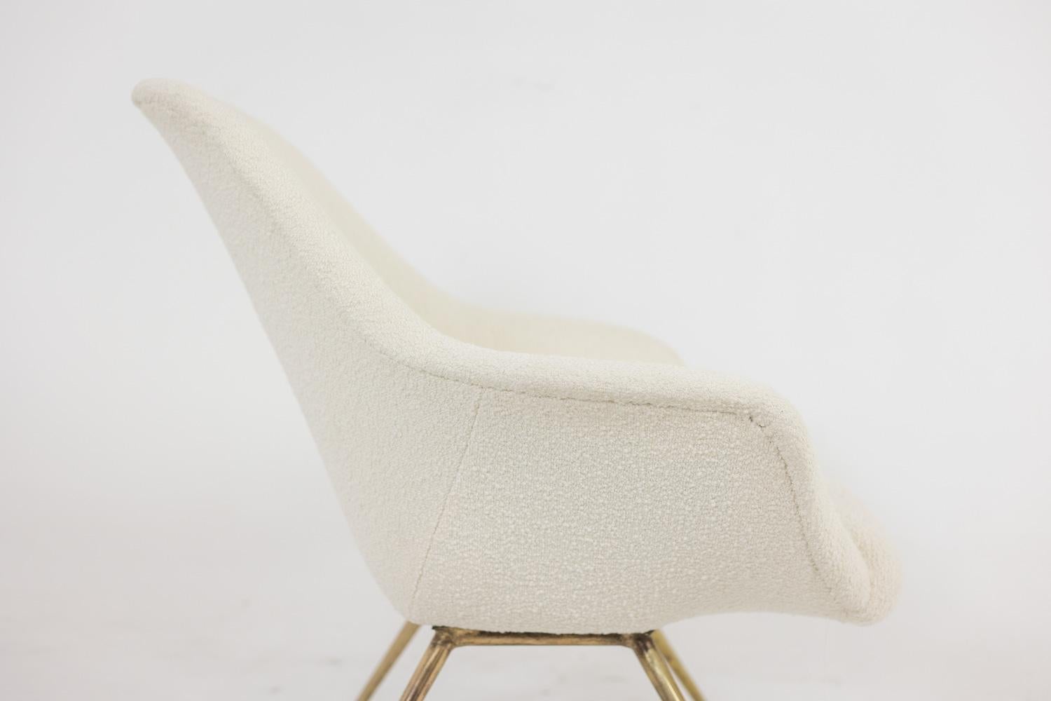Ottone Coppia di poltrone da cocktail in ottone dorato. 1960's. in vendita