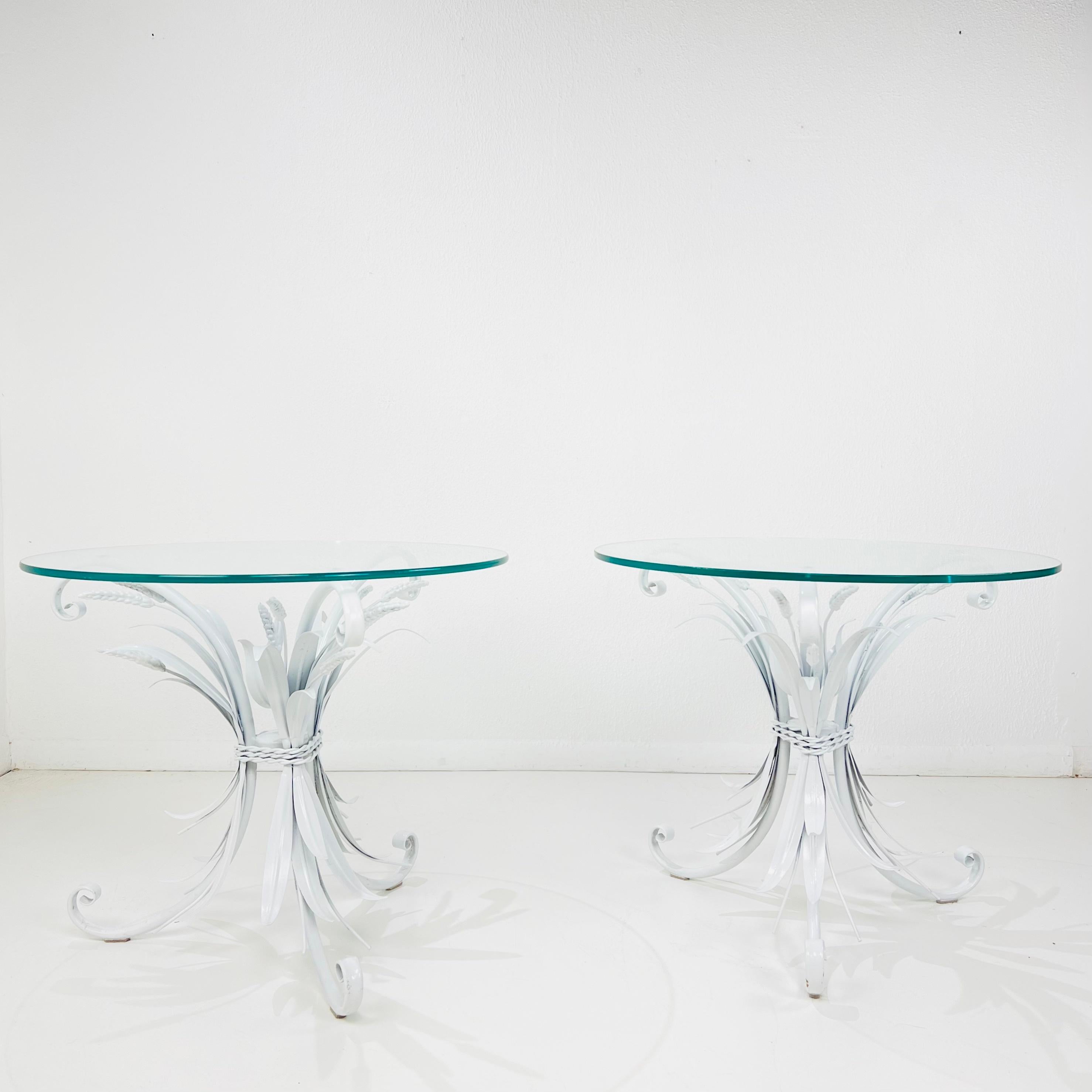 Mid-Century Modern Paire de tables d'appoint style Coco Chanel en forme de gerbe de blé en vente