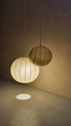 Coppia di lampade a sospensione Cocoon, manifattura italiana, anni '60