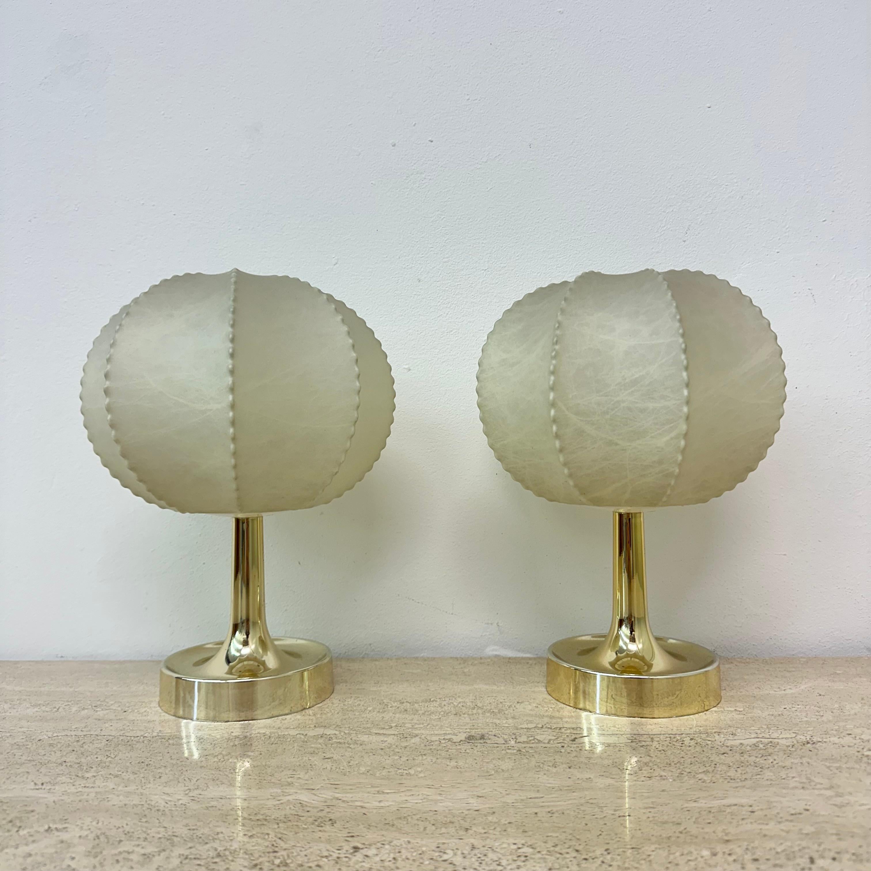 Paar Cocoon Tischlampen von Alfred Wauer für Goldkant, 1960er Jahre 10