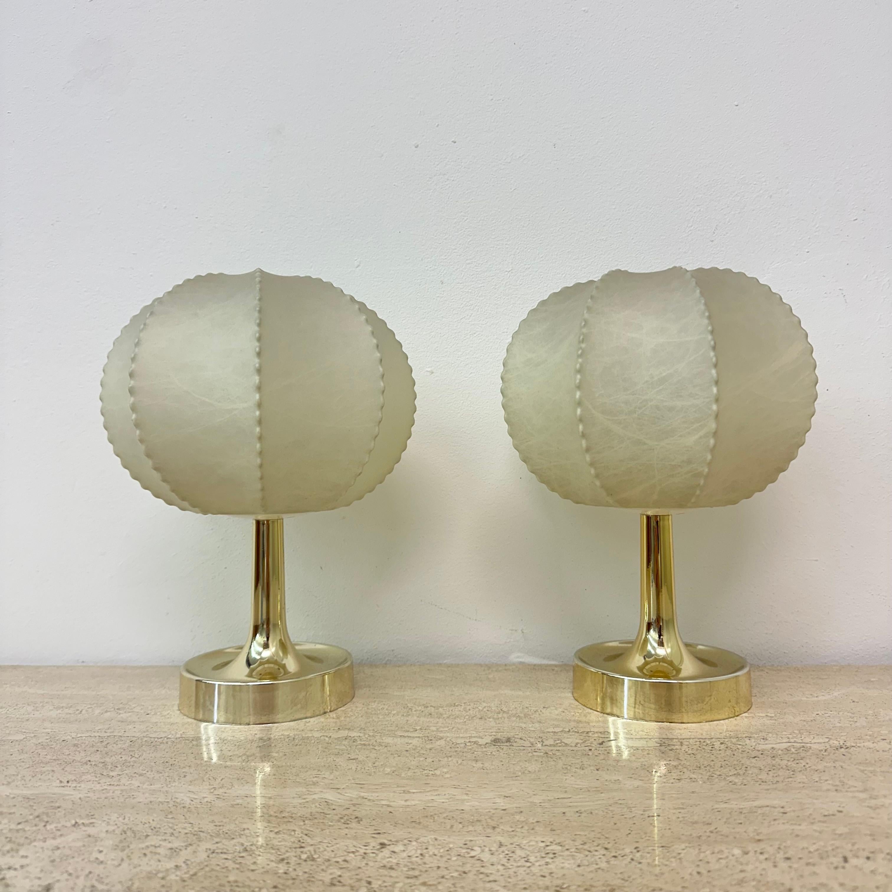 Paar Cocoon Tischlampen von Alfred Wauer für Goldkant, 1960er Jahre (Moderne der Mitte des Jahrhunderts)