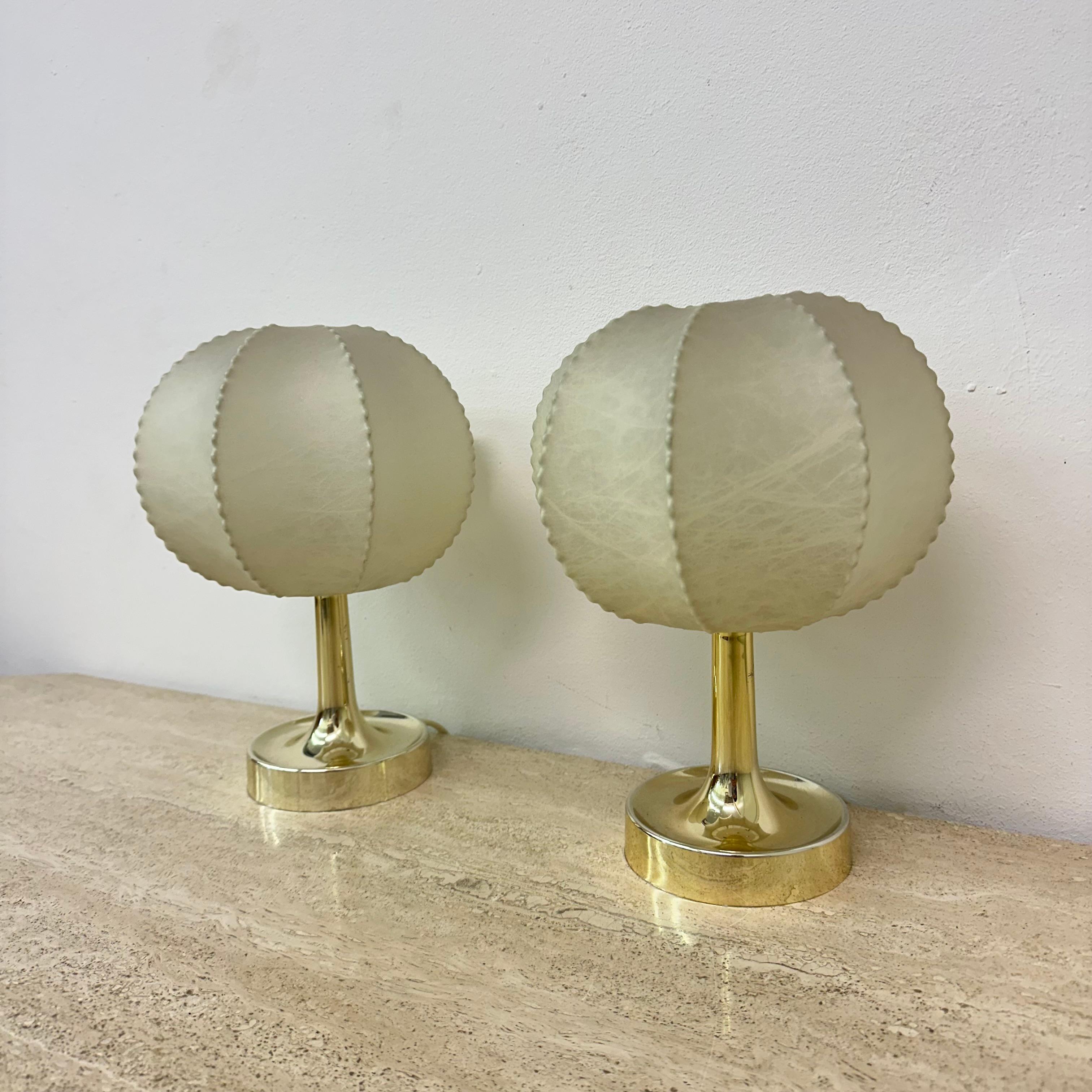 Paar Cocoon Tischlampen von Alfred Wauer für Goldkant, 1960er Jahre (Kunststoff)