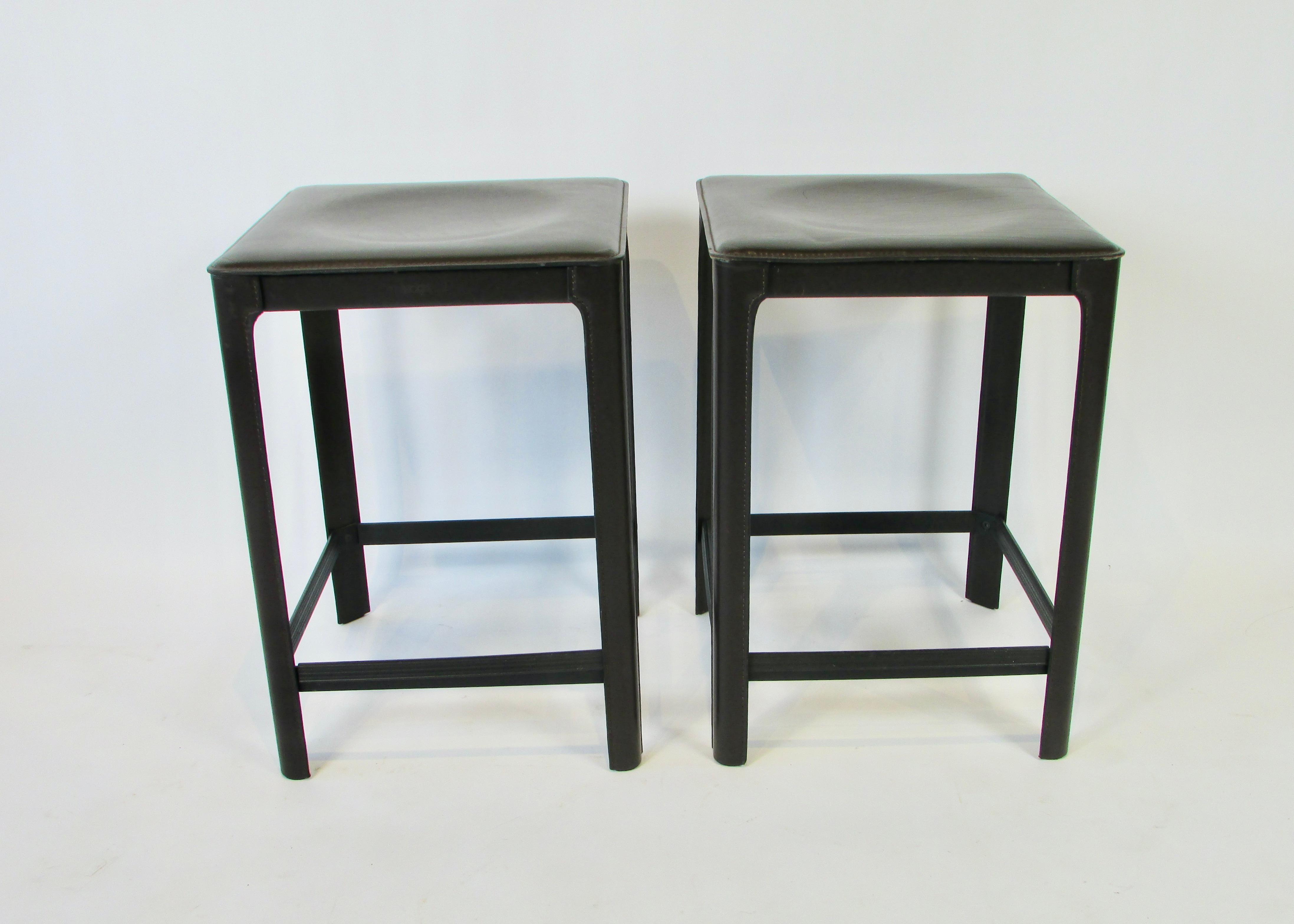 Pair of Coffee Brown Italian Leather Matteo Grassi Stools For Sale 3