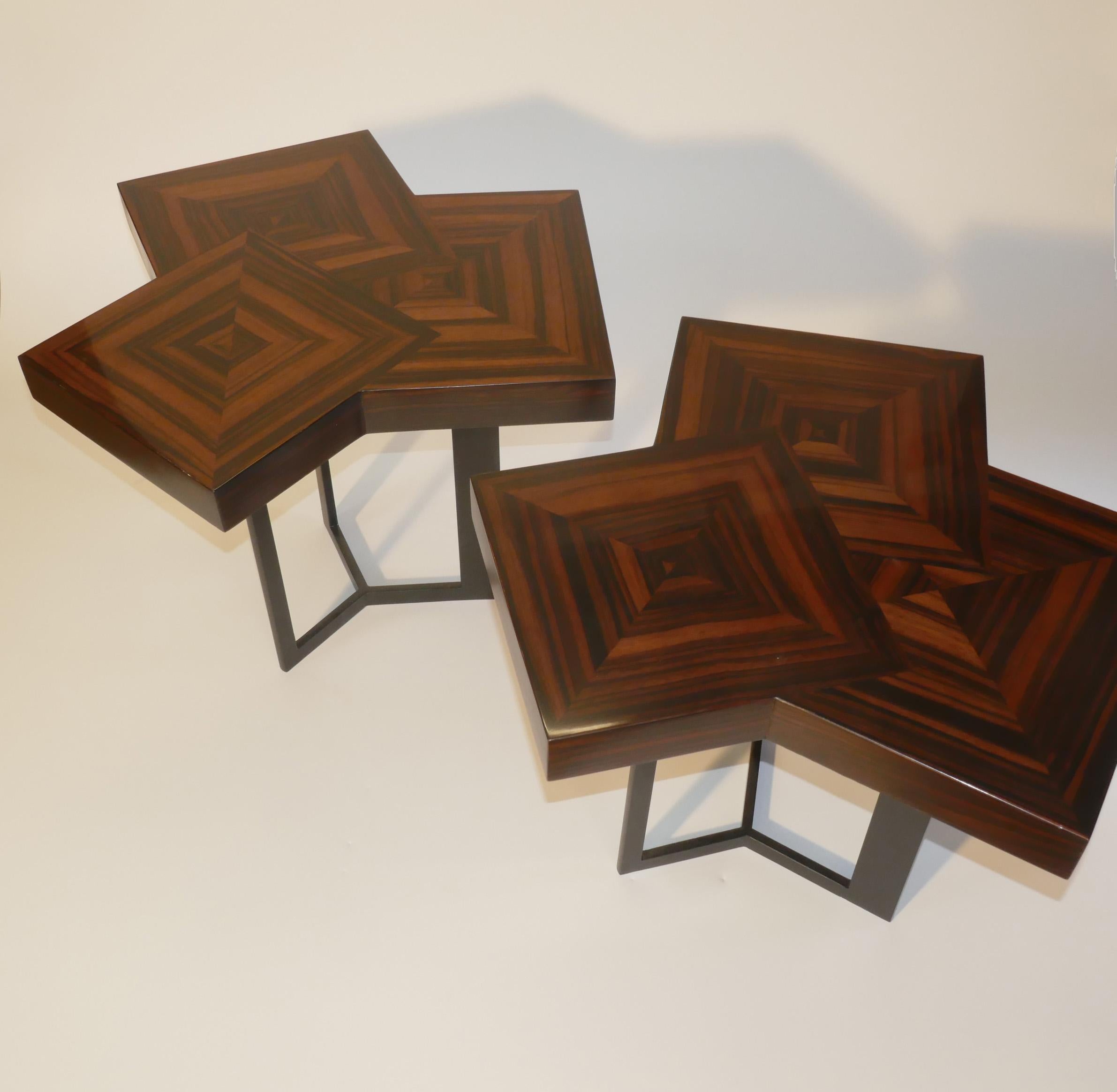 Moderne Nouvelle table basse Darck en marqueterie d'ébène de Macassar en vente