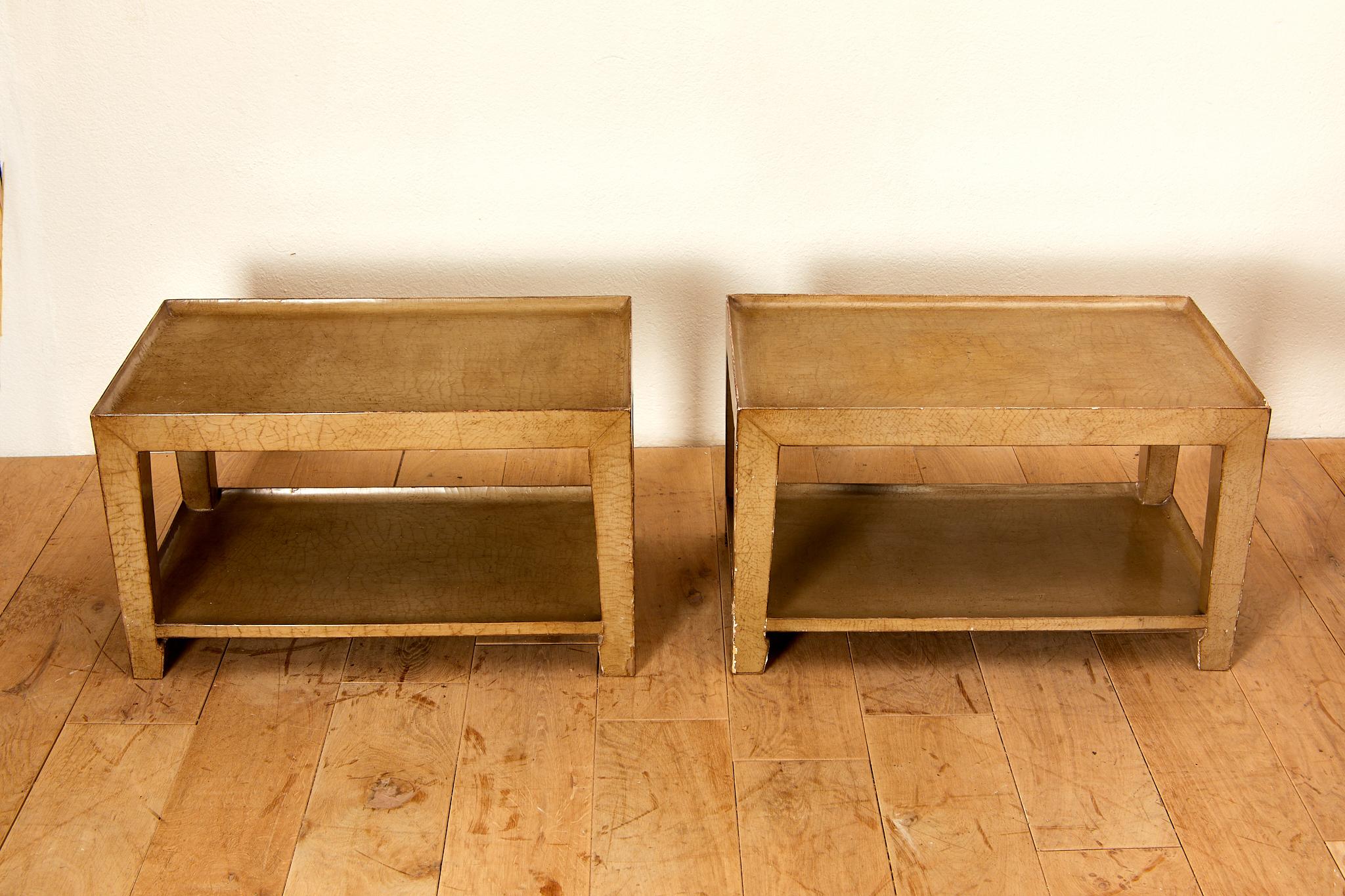 Pair of end tables with double trays, 
olive green lacquered wood, 
circa 1970, France.
Height 42 cm, width 72 cm, depth 42 cm.