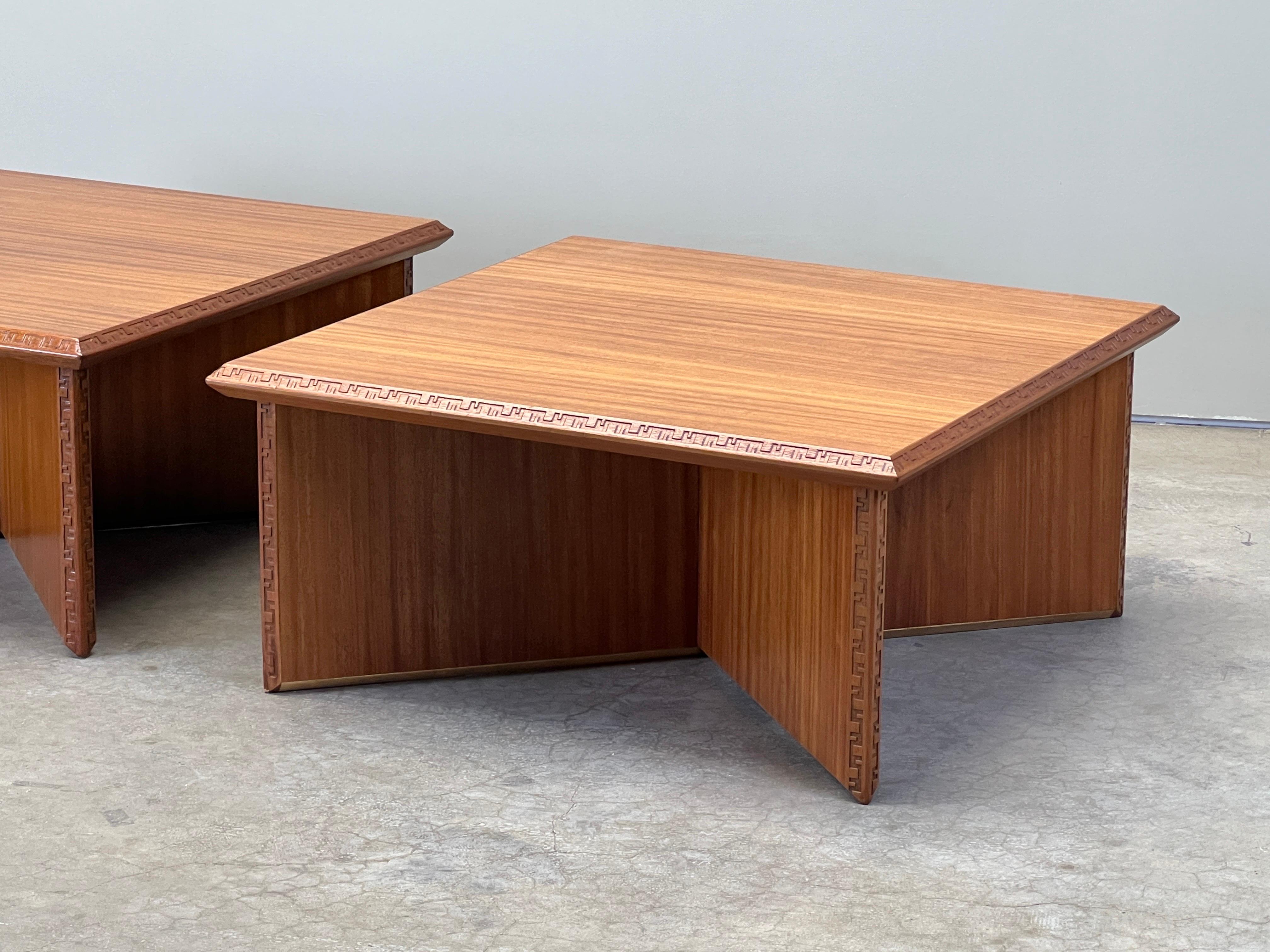 Paire de tables basses de Frank Lloyd Wright pour Henredon en vente 6