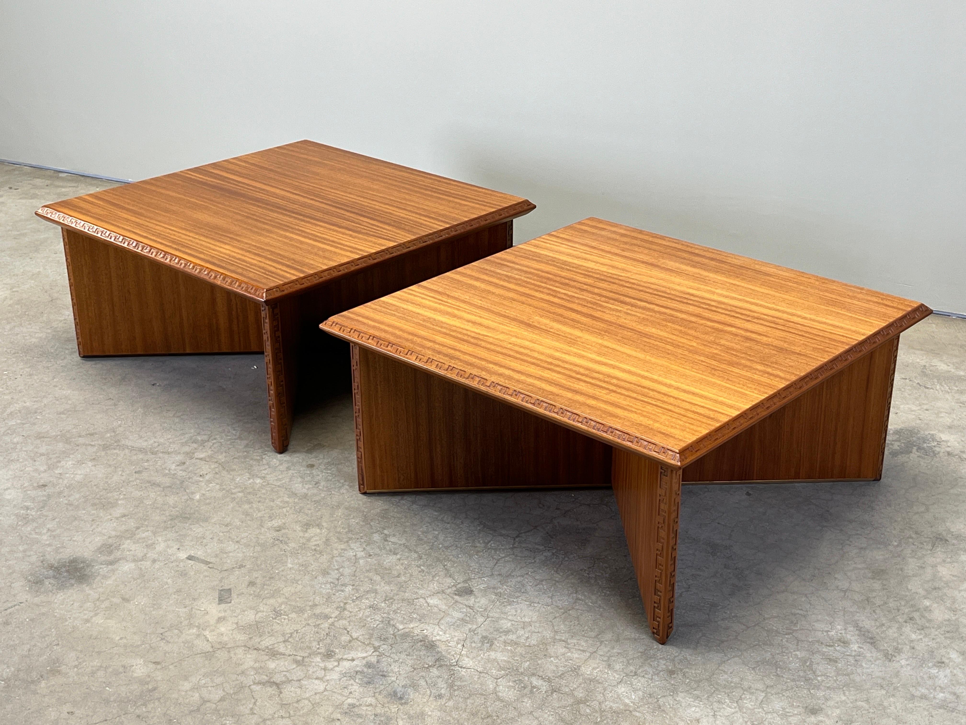 Paire de tables basses de Frank Lloyd Wright pour Henredon en vente 10