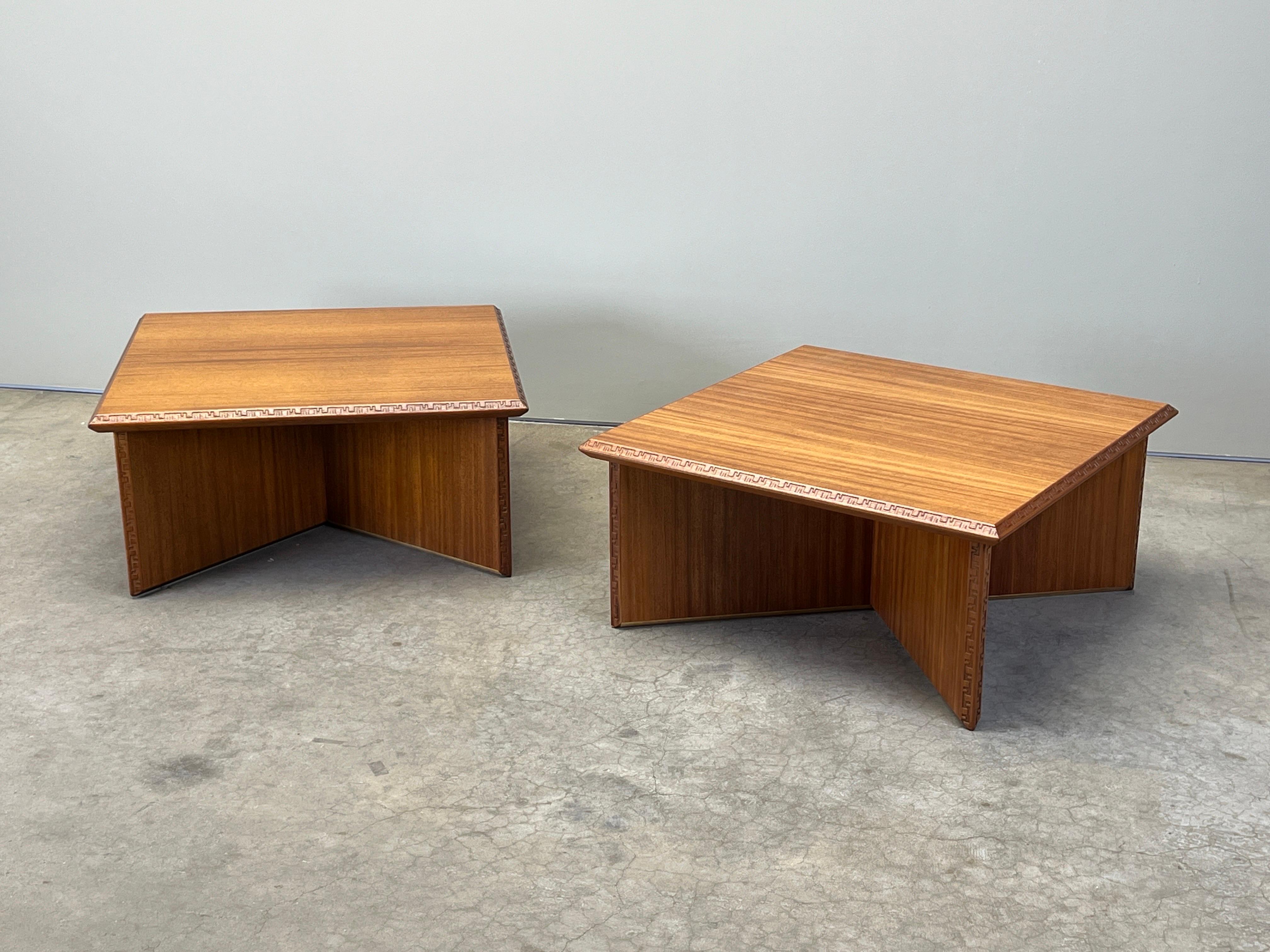 Paire de tables basses de Frank Lloyd Wright pour Henredon en vente 13