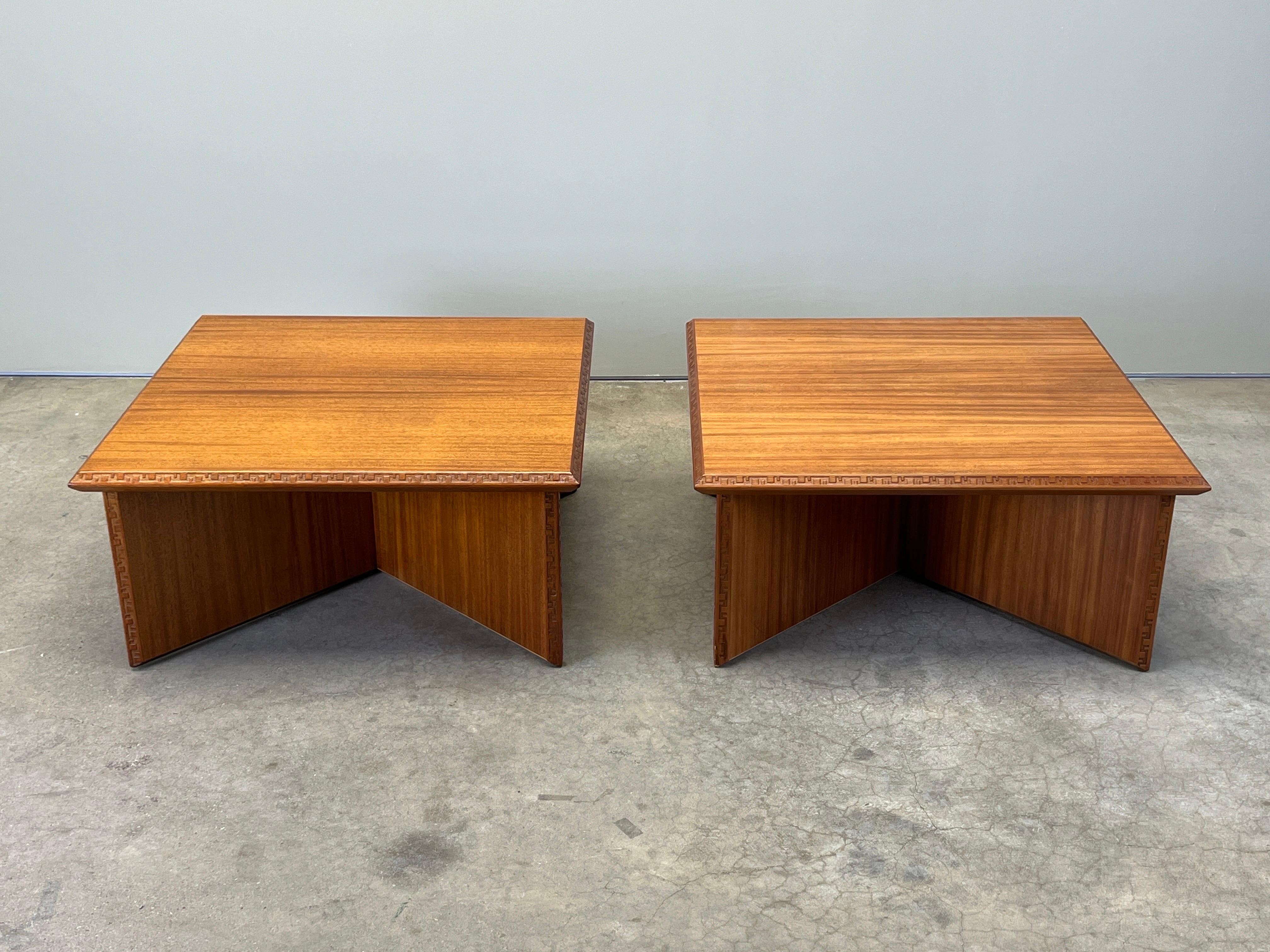 Paire de tables basses de Frank Lloyd Wright pour Henredon Bon état - En vente à Dallas, TX