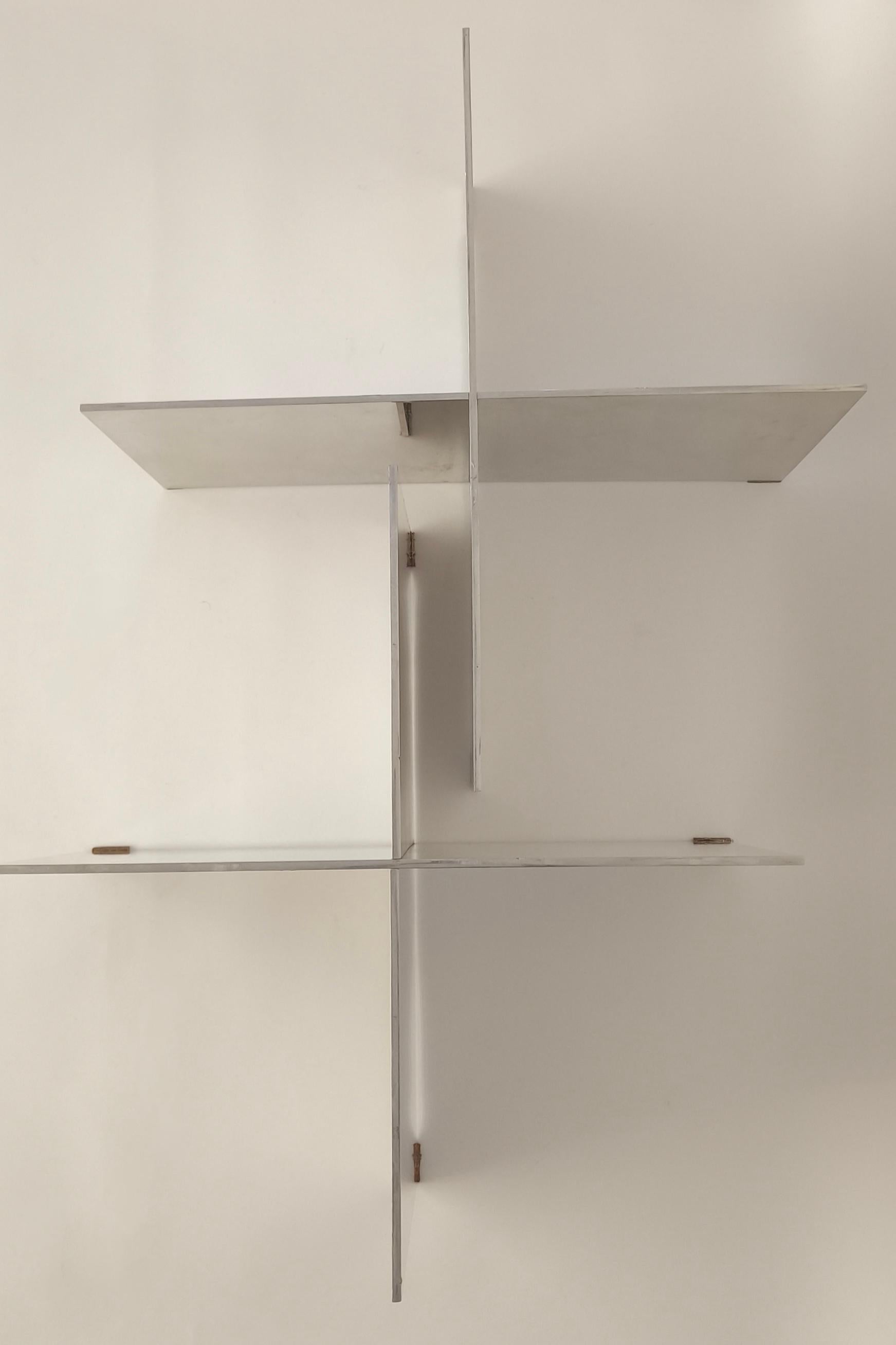 Paar Couchtische aus Aluminium und Rauchglas Paul Mayen für Habitat, 1970er Jahre im Angebot 7
