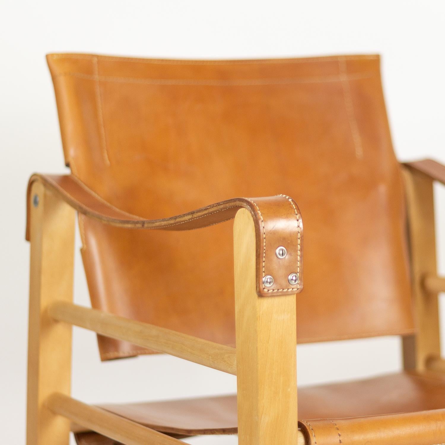 20th Century Pair of Cognac Leather and Beech Aage Bruun Safari Chairs, Denmark, 1960s